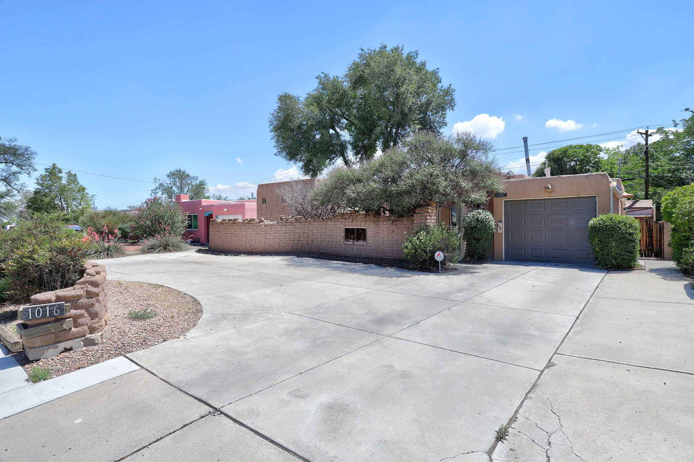 1016 Girard Boulevard NE, Albuquerque, NM 87106