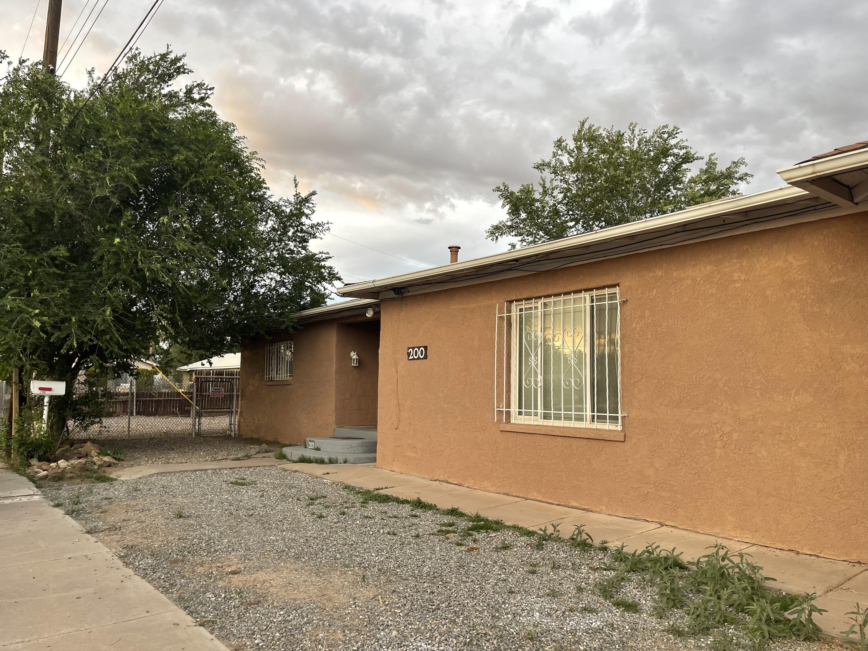 200 Bethel Avenue SE, Albuquerque, NM 87102
