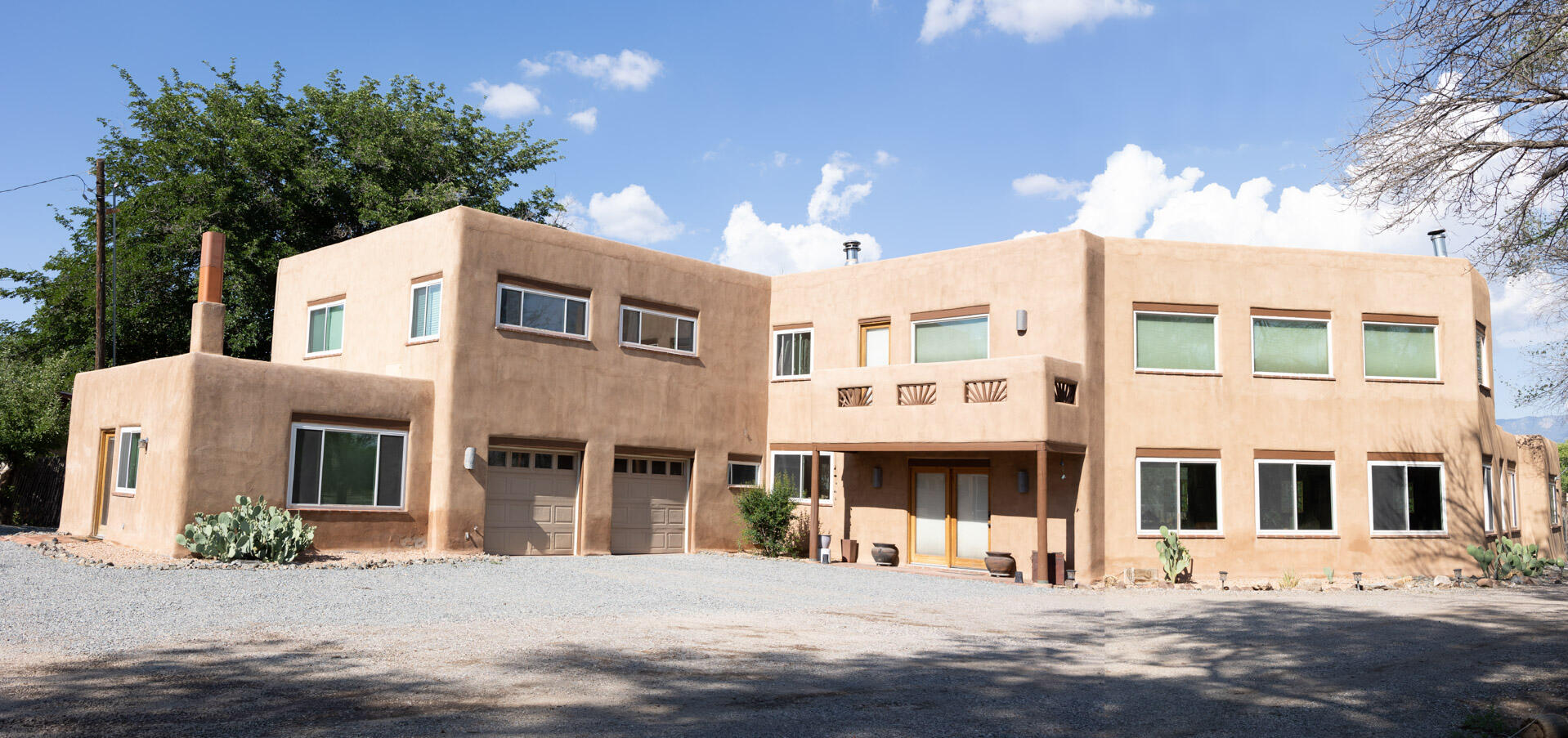 5945 Guadalupe Trail NW, Albuquerque, NM 87107