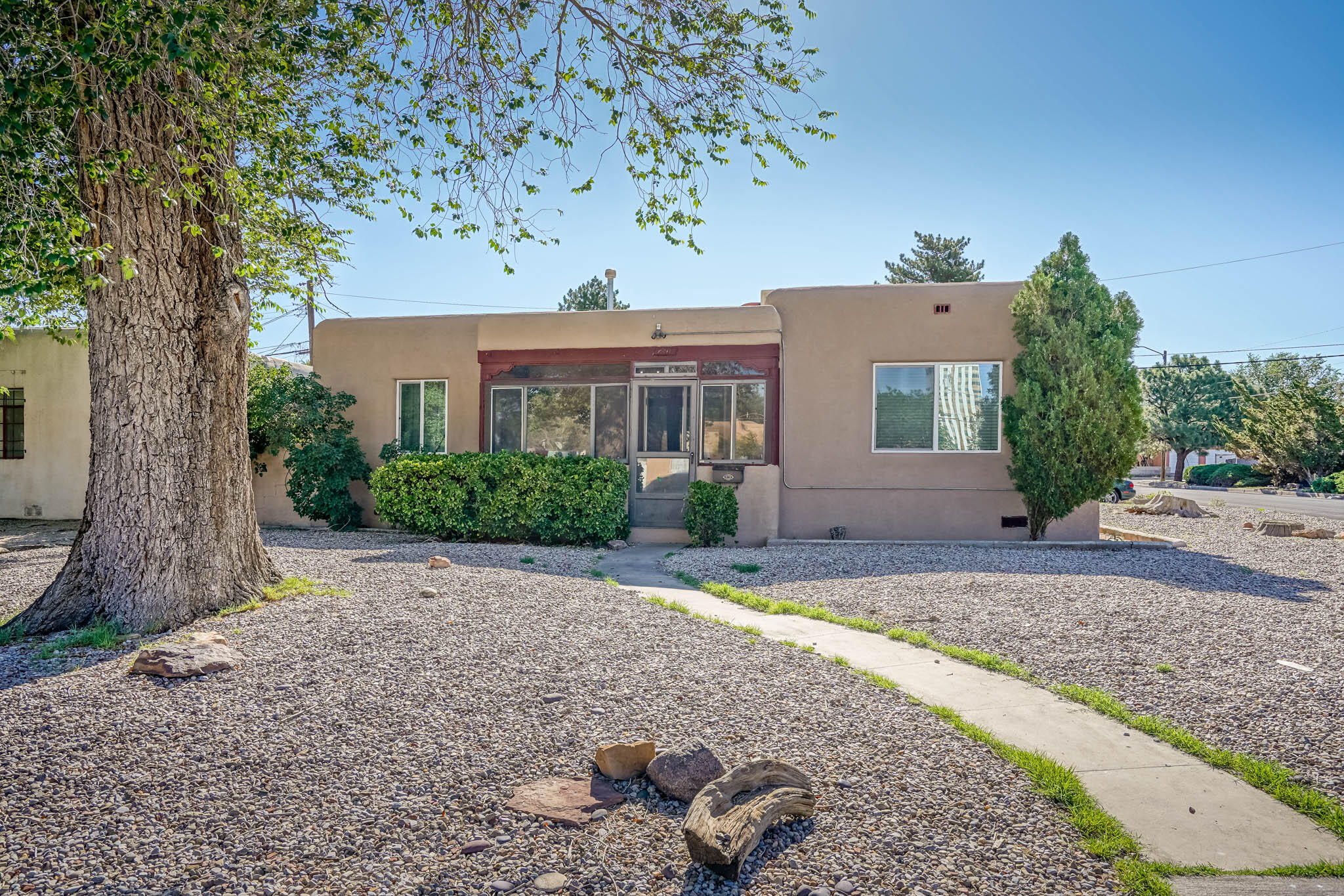 200 Cardenas Drive NE, Albuquerque, NM 87108
