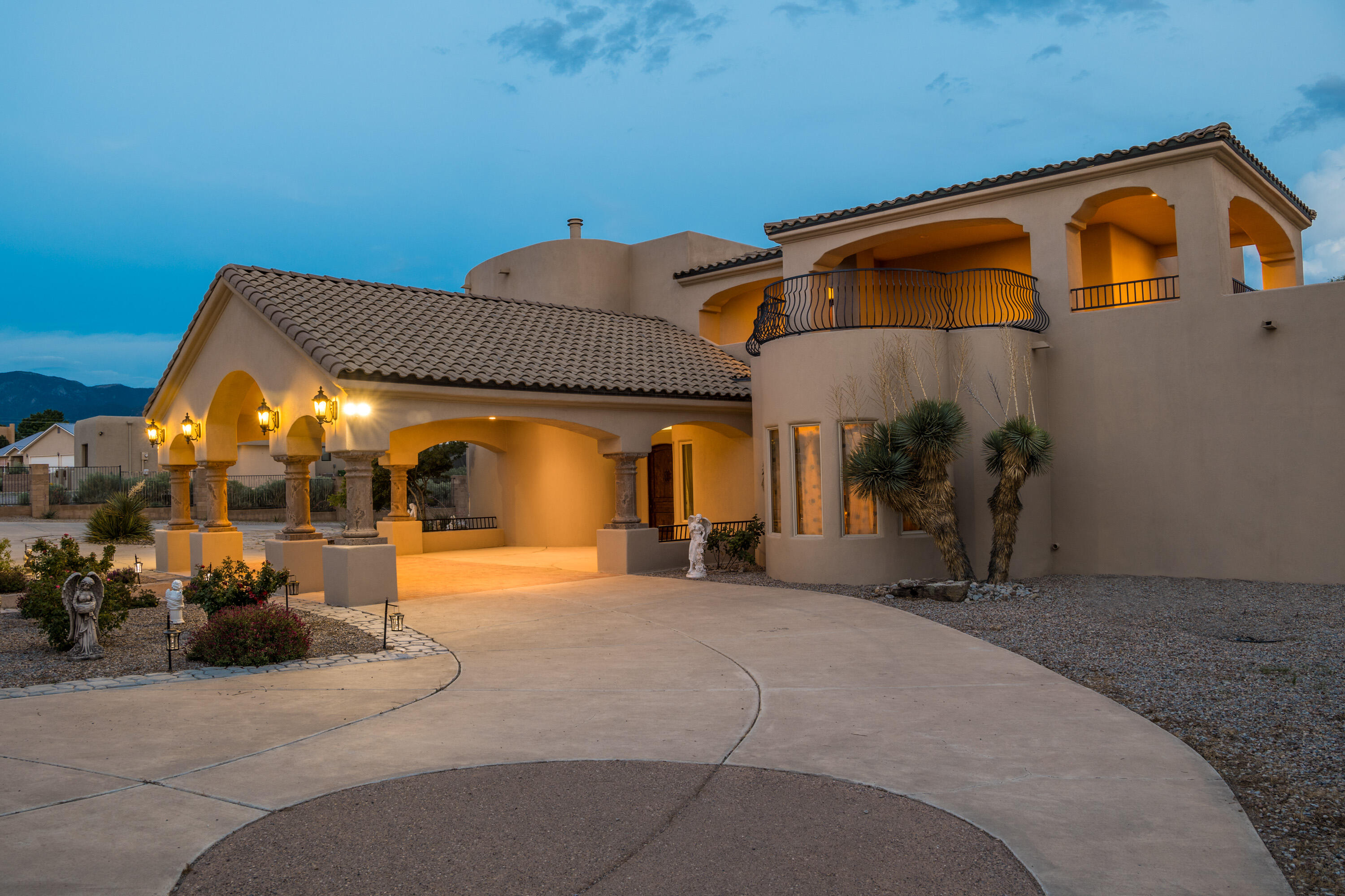 9420 Signal Avenue NE, Albuquerque, NM 87122