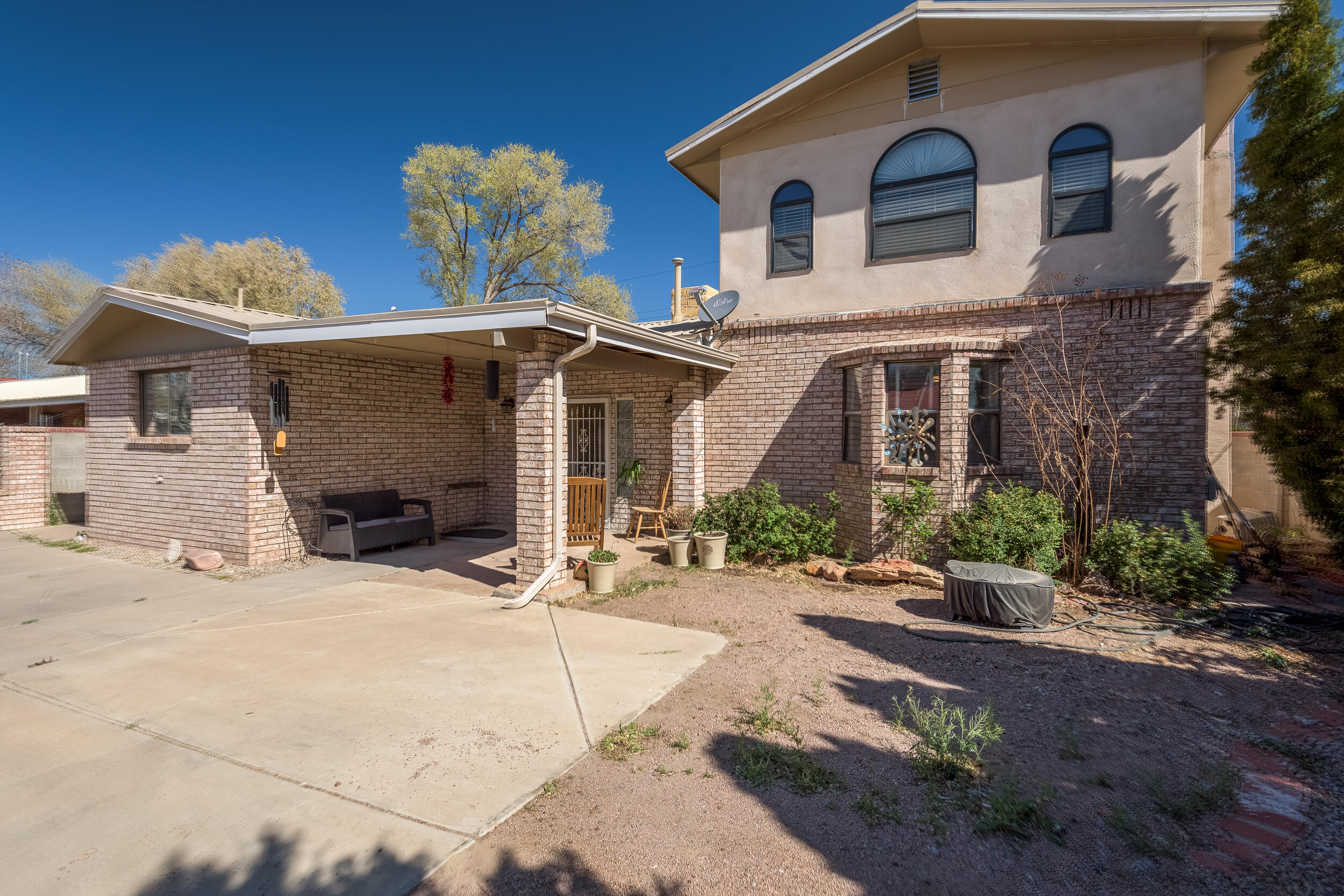 1405 Bonito Road SW, Albuquerque, NM 87105