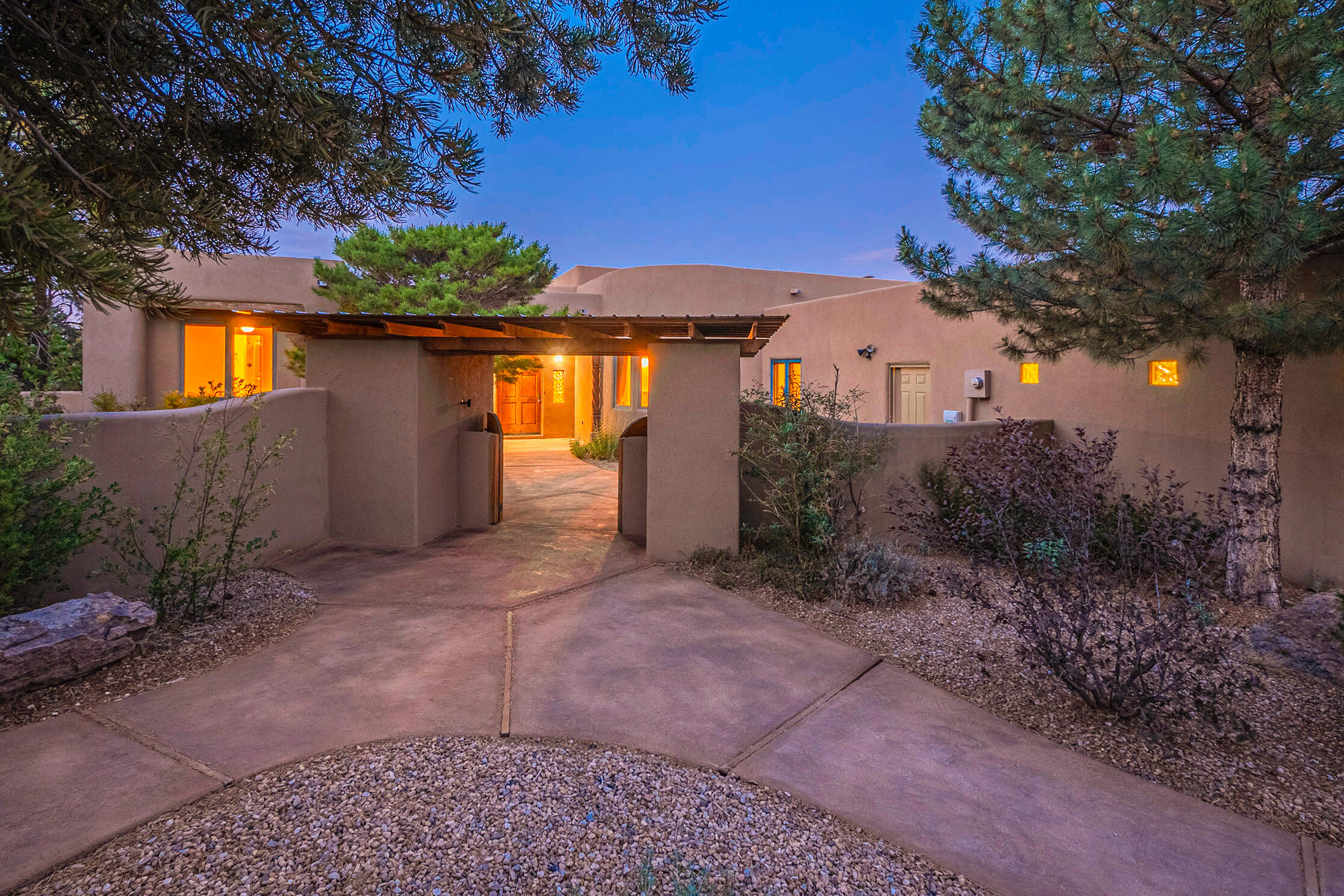 11 Tewa Court, Sandia Park, NM 87047