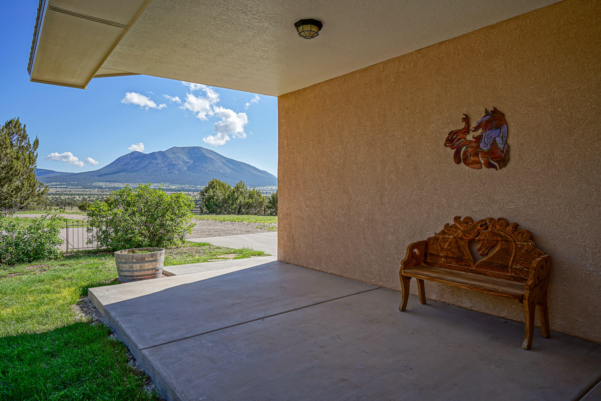 36 Mahon Road, Edgewood, NM 87015