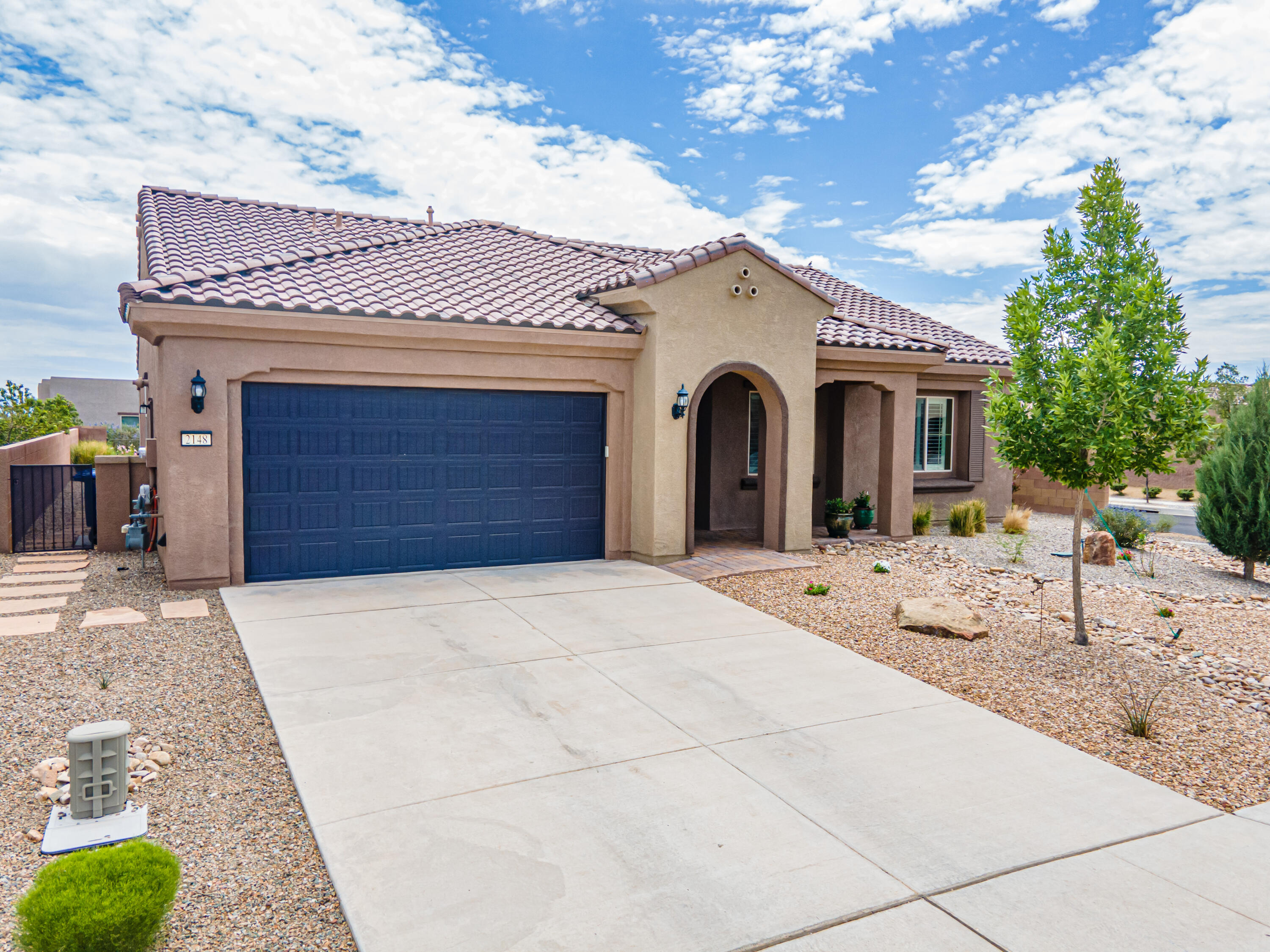 2148 Coyote Creek Trail NW, Albuquerque, NM 87120