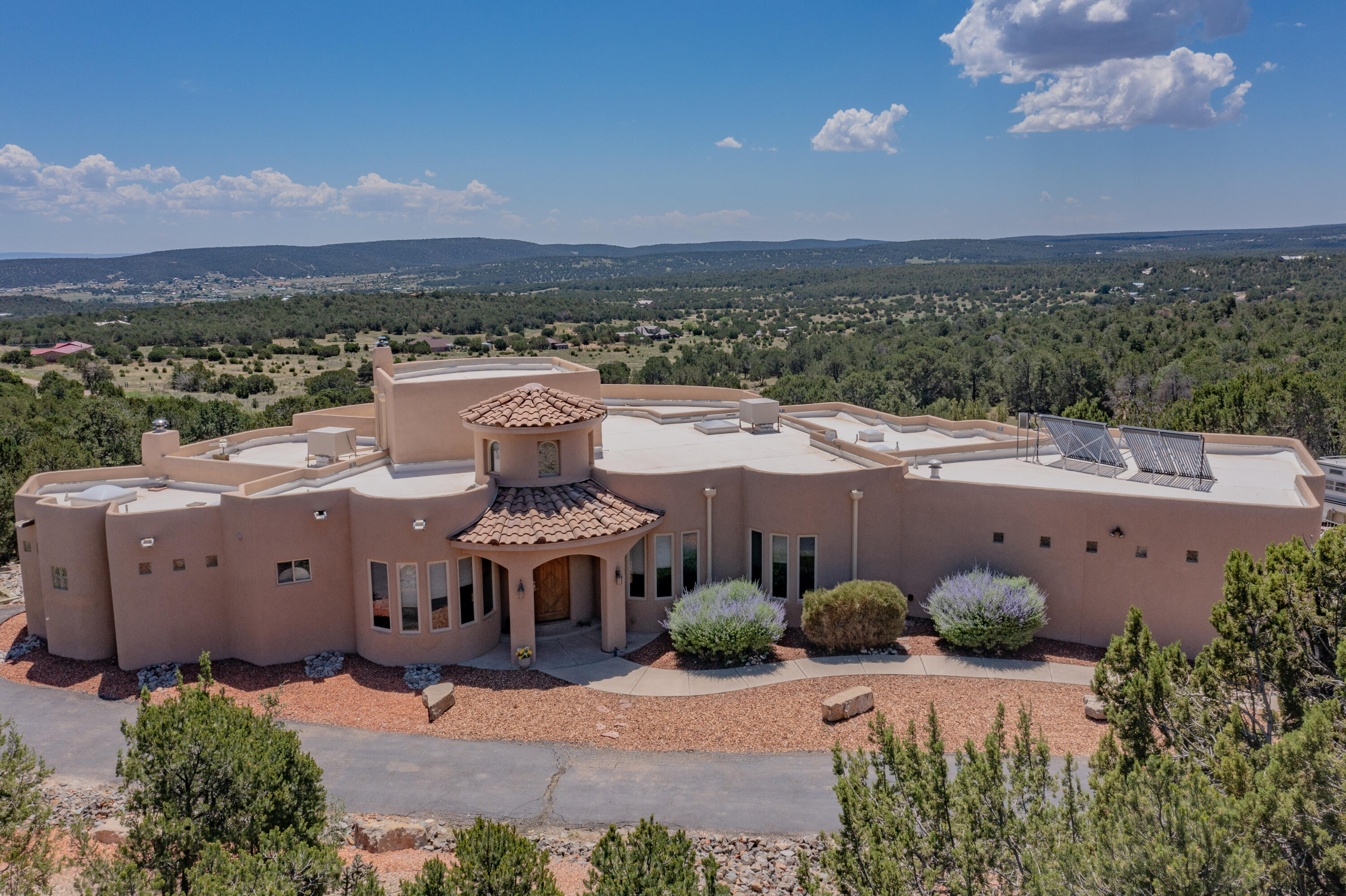 111 Sandia Mountain Ranch Drive, Tijeras, NM 87059