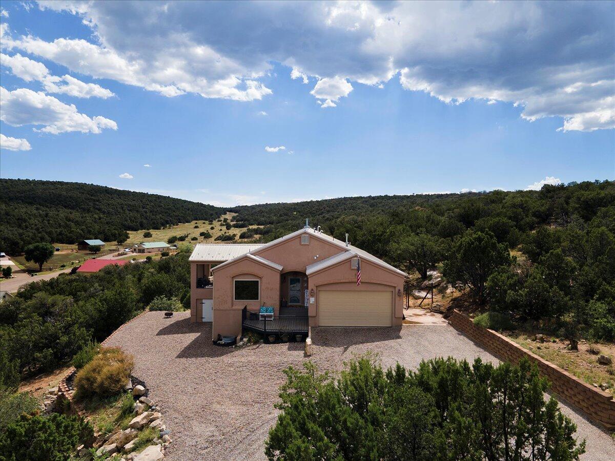 11 Estribor Court, Edgewood, NM 87015