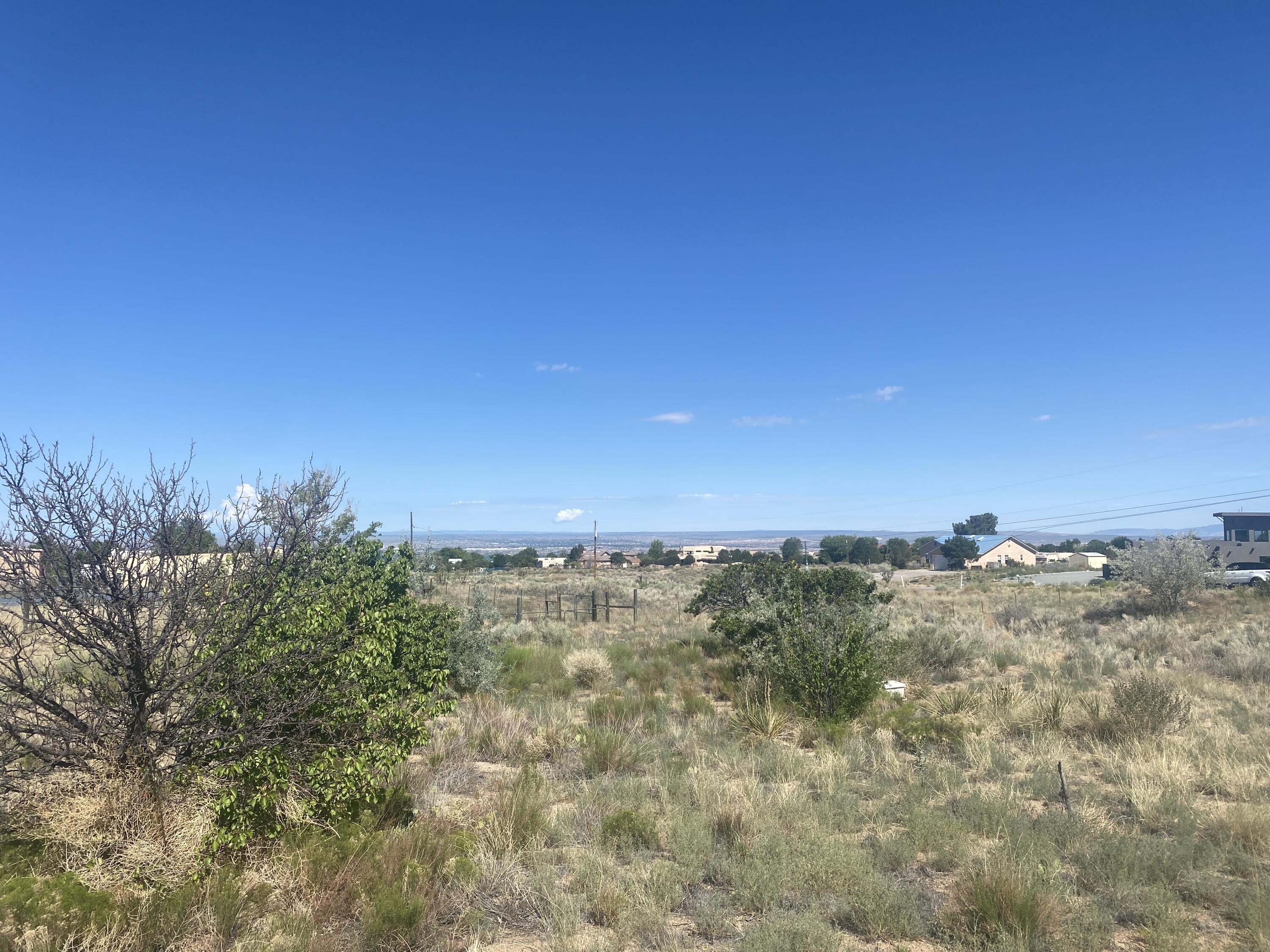 Corona Avenue NE, Albuquerque, NM 87122