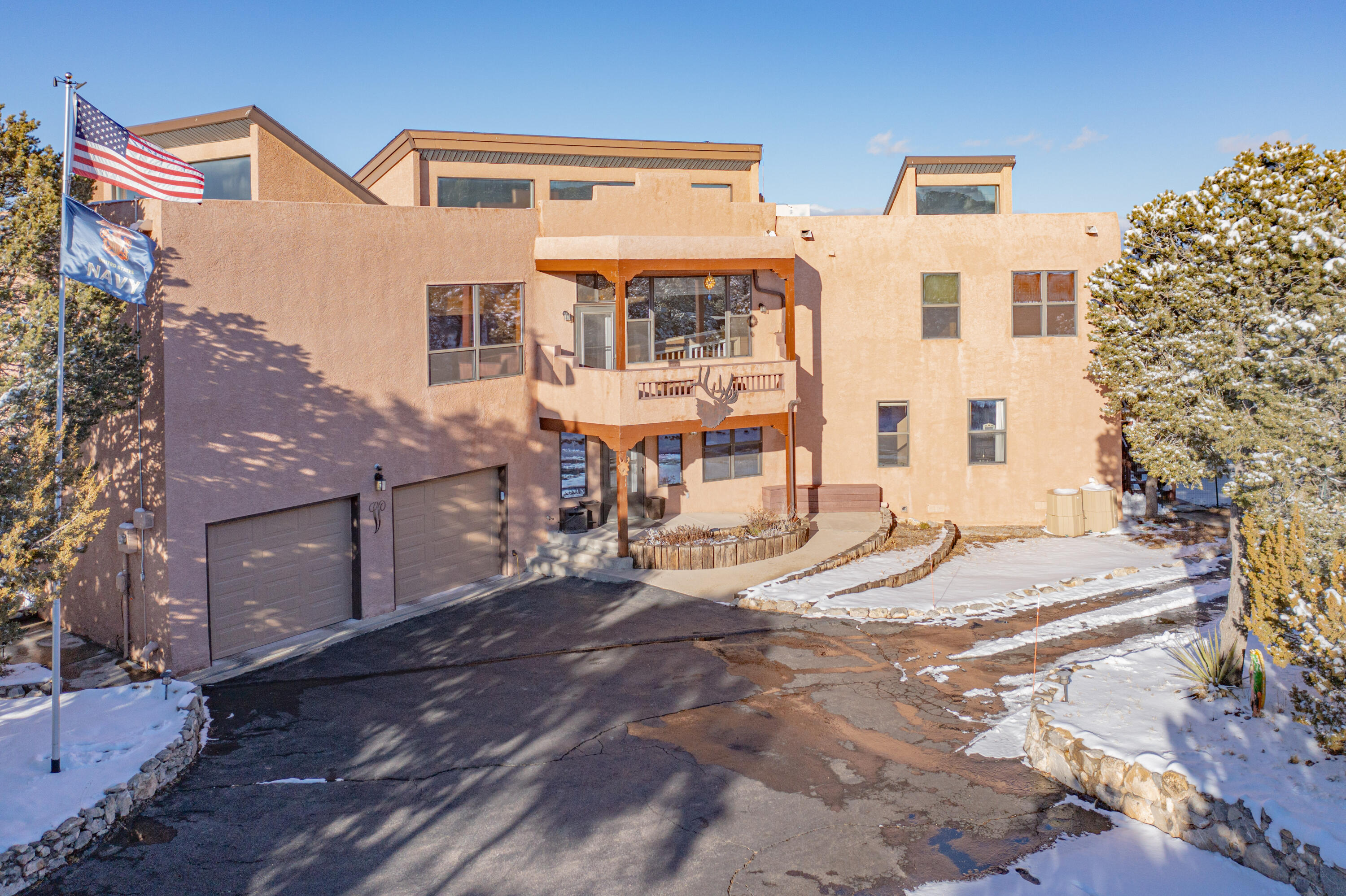 27 Paseo De Paz, Tijeras, NM 87059