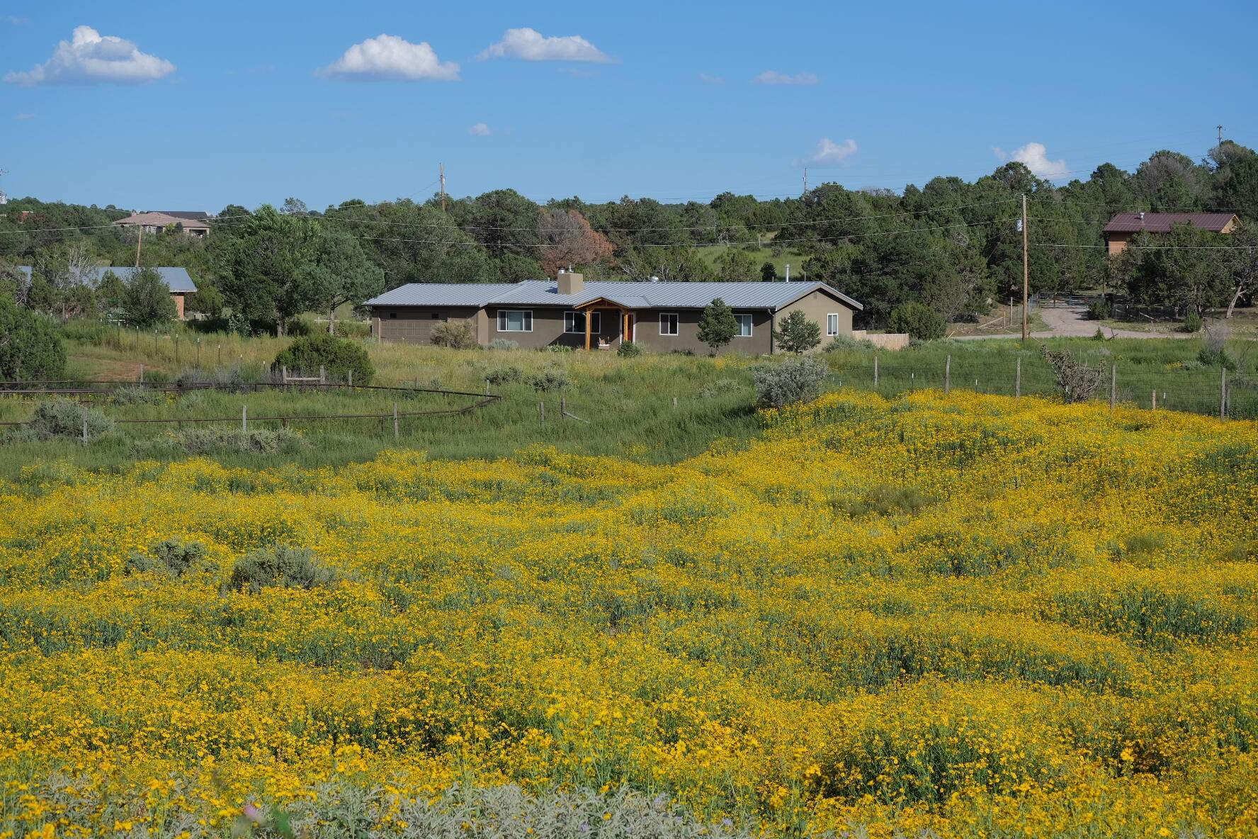 15 Reubens Road, Sandia Park, NM 87047