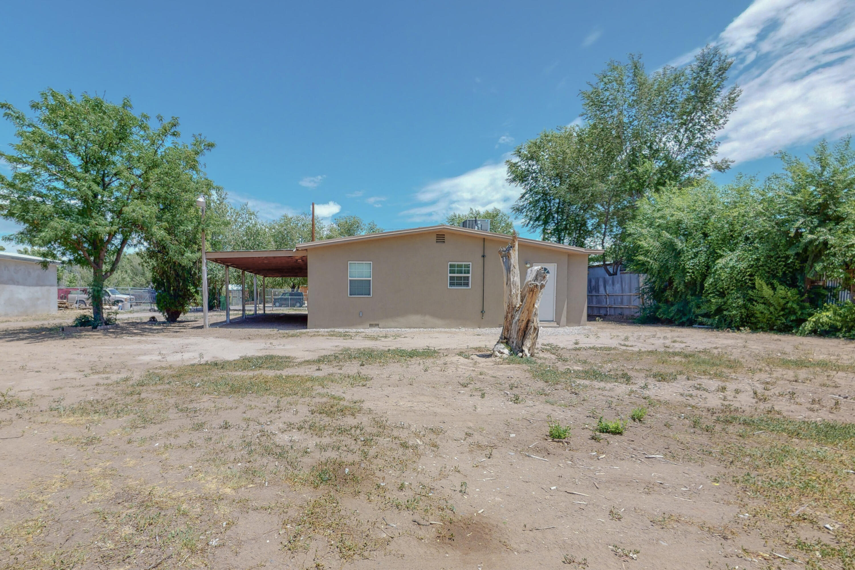 1433 Soliz Court SW, Albuquerque, NM 87105