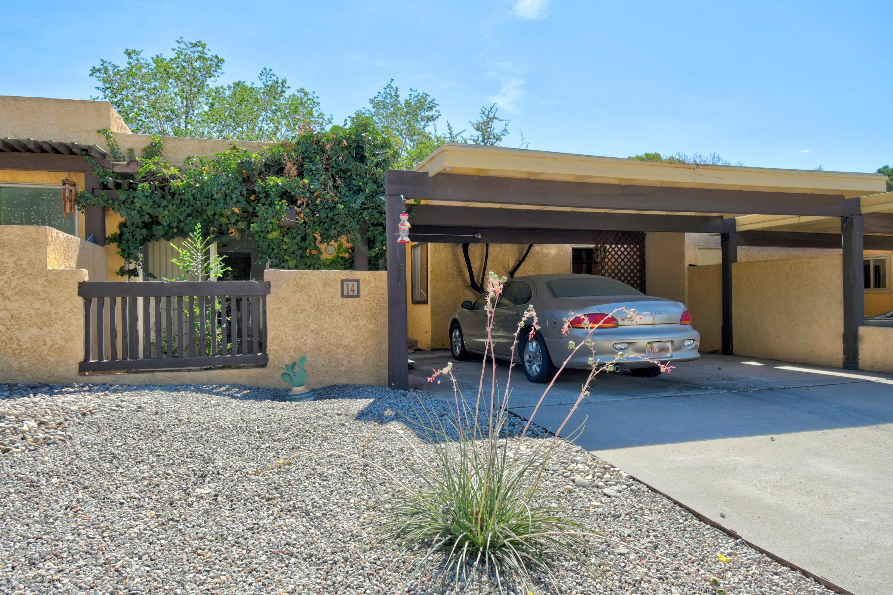 14 Casa Hermosa Drive NE, Albuquerque, NM 87112