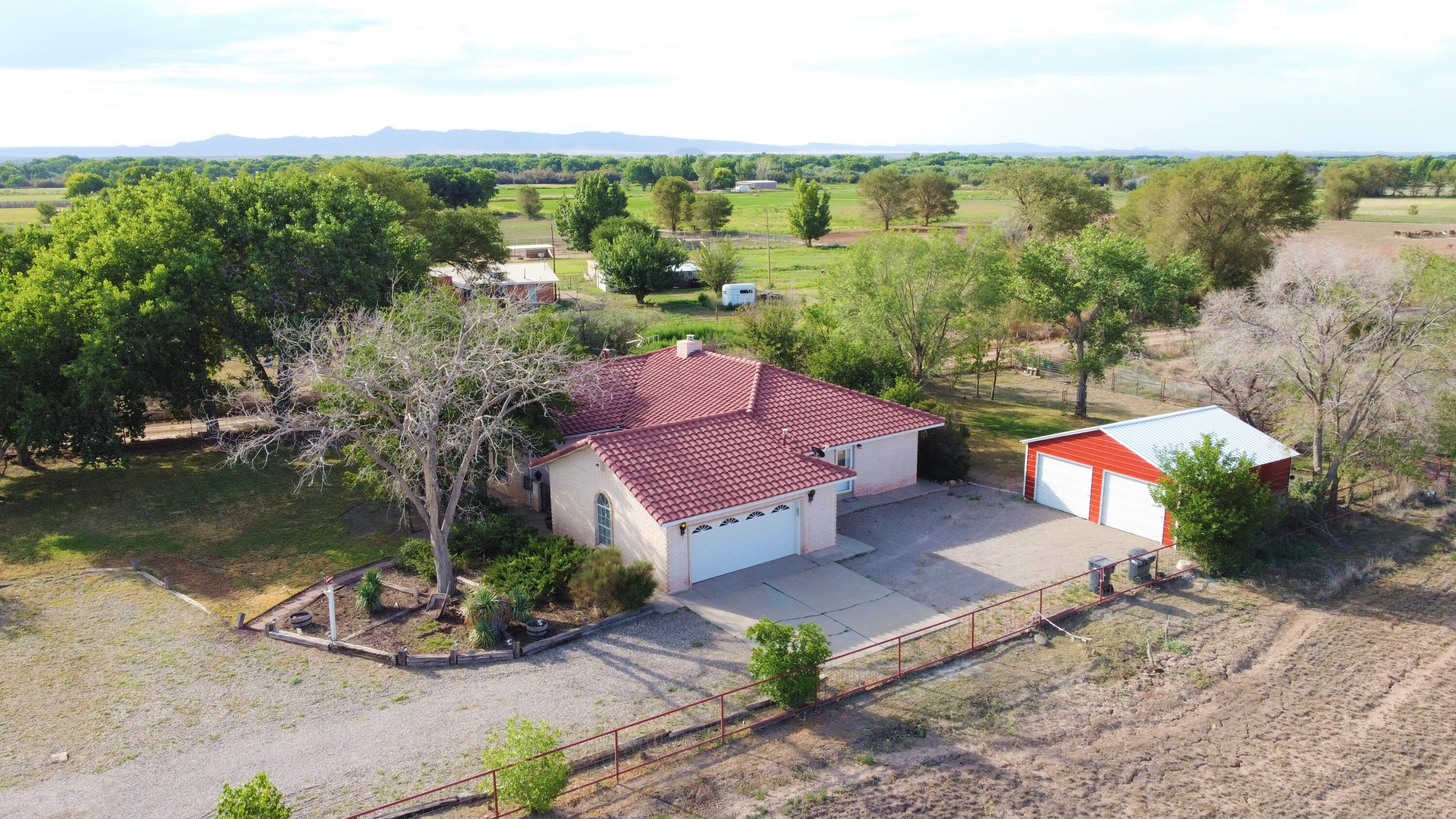 184 Camino Sabinal, Bosque, NM 87006