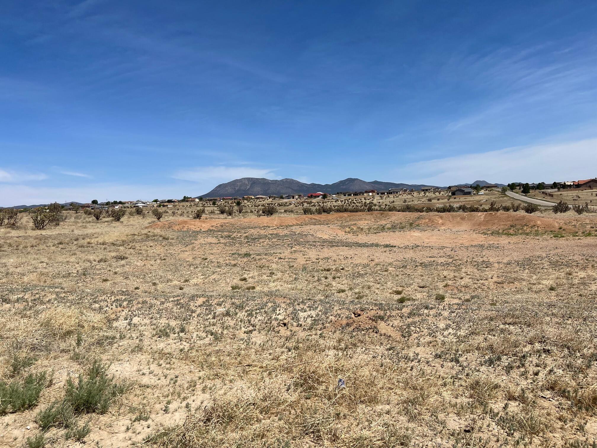 136 Venus Road, Edgewood, NM 87015