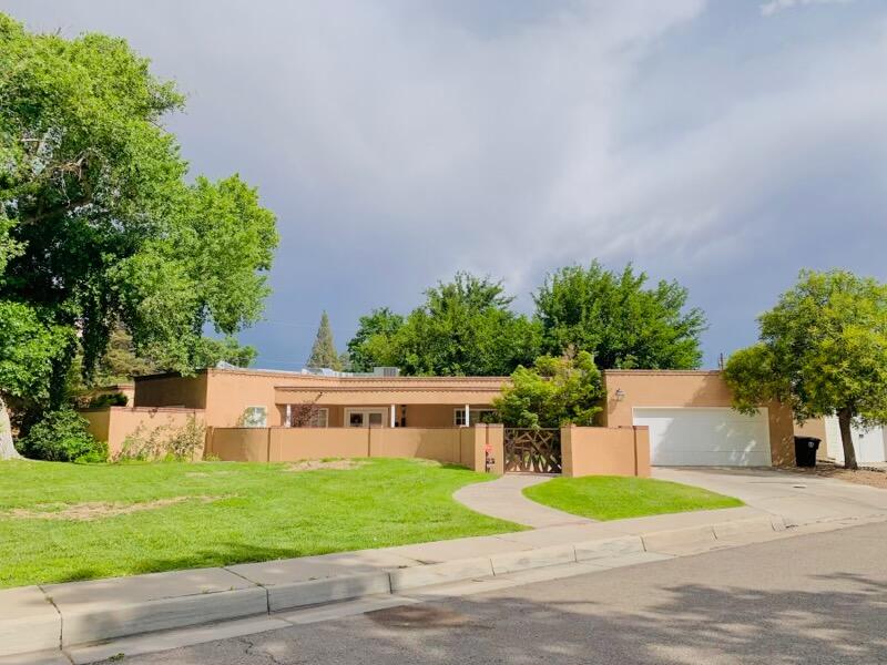 300 16Th Street SW, Albuquerque, NM 87104