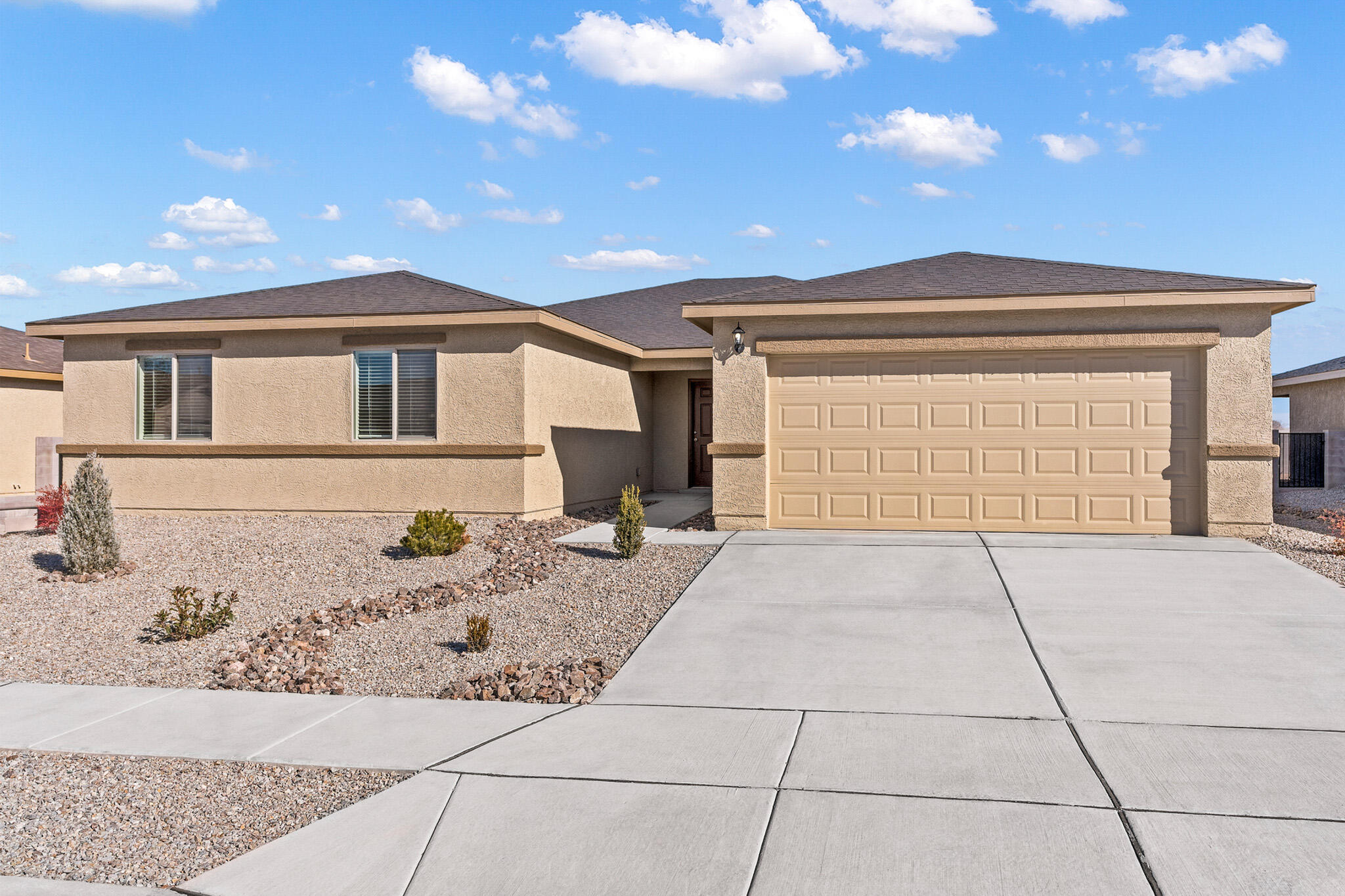2405 Desi Loop, Belen, NM 87002