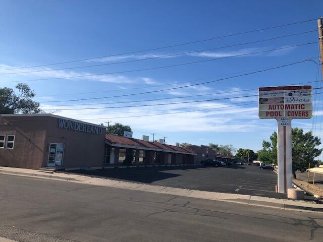 2404-2440 San Mateo Place NE, Albuquerque, NM 87110
