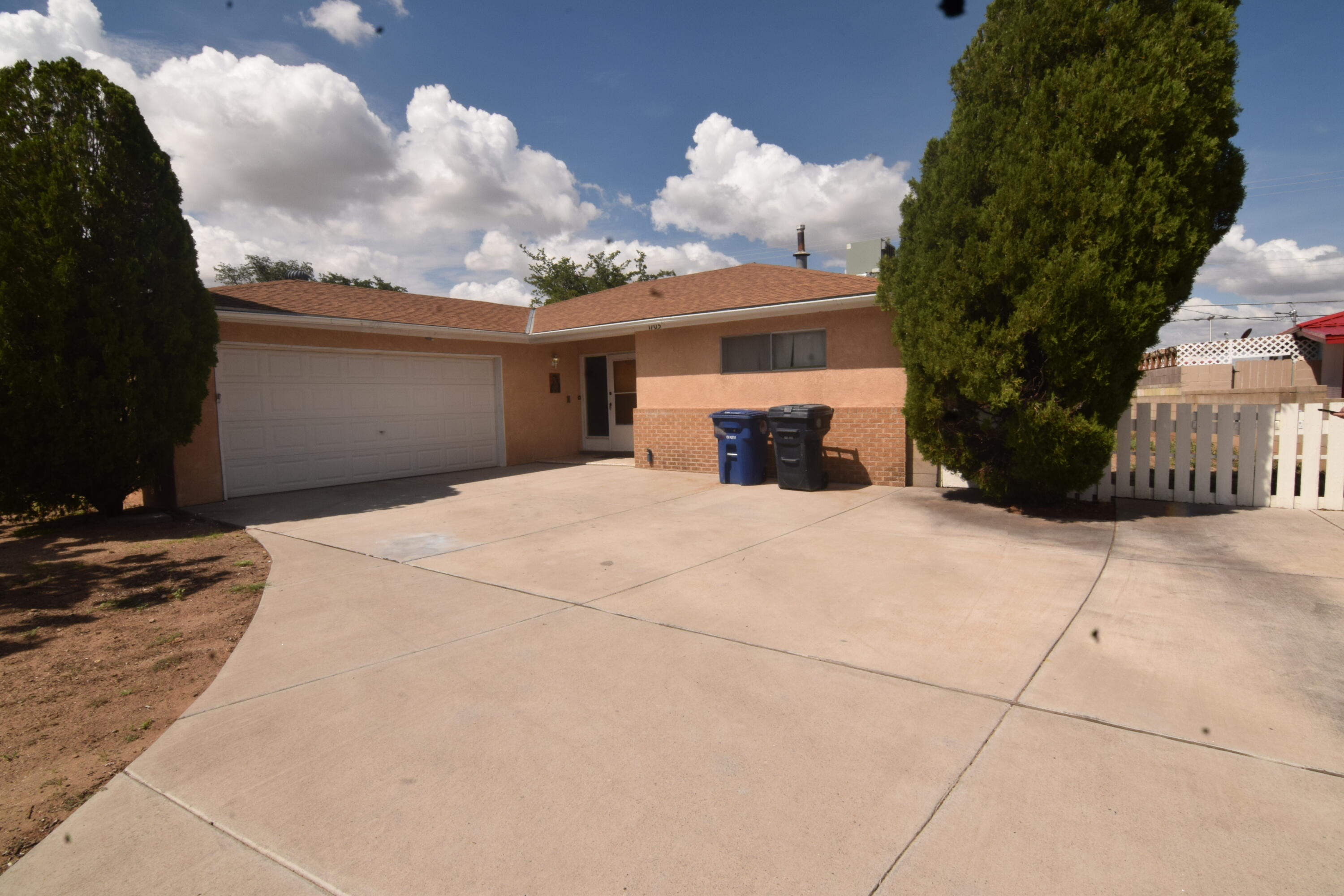 1705 Mary Ellen Street NE, Albuquerque, NM 87112