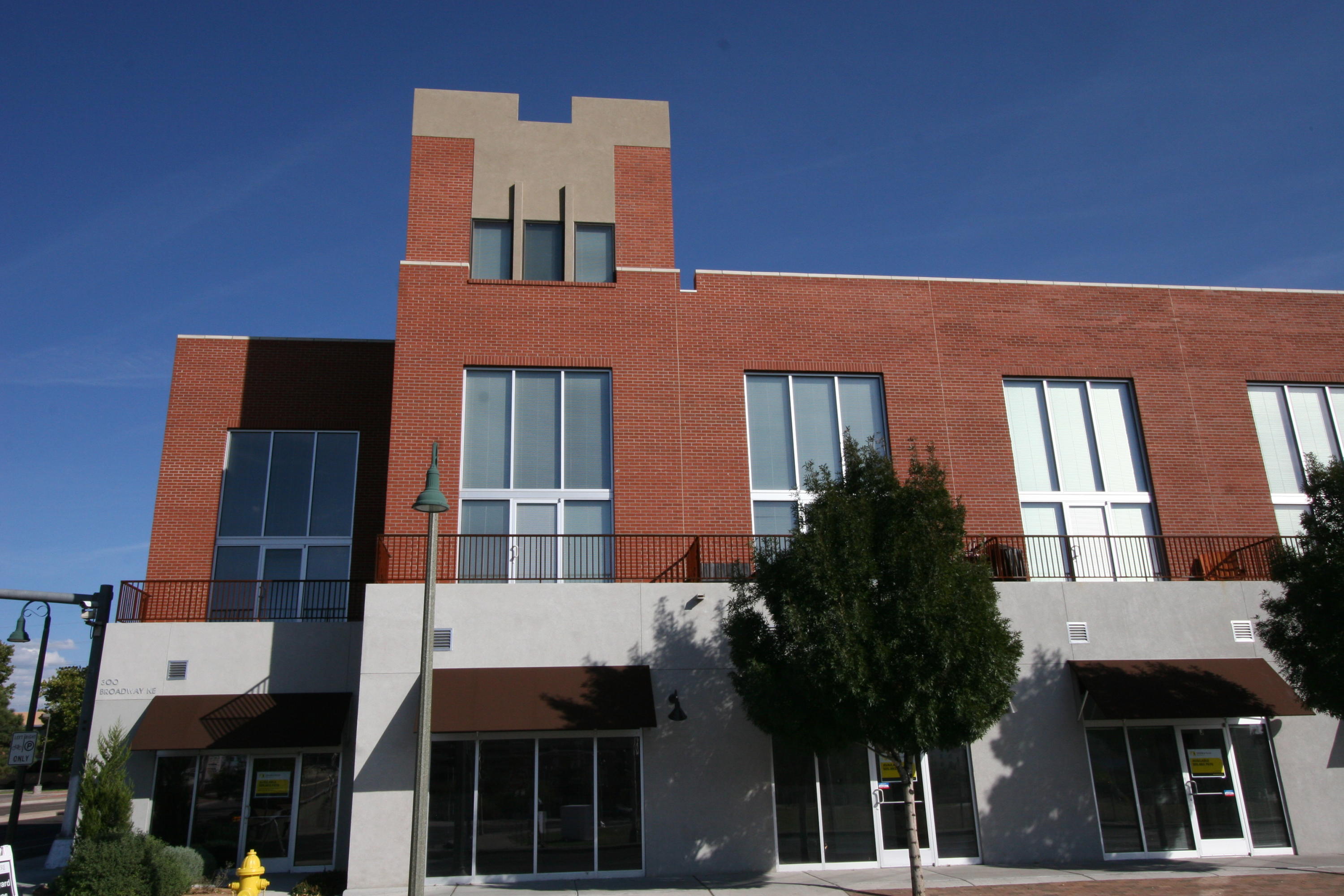 324 Broadway Boulevard NE, Albuquerque, NM 87102