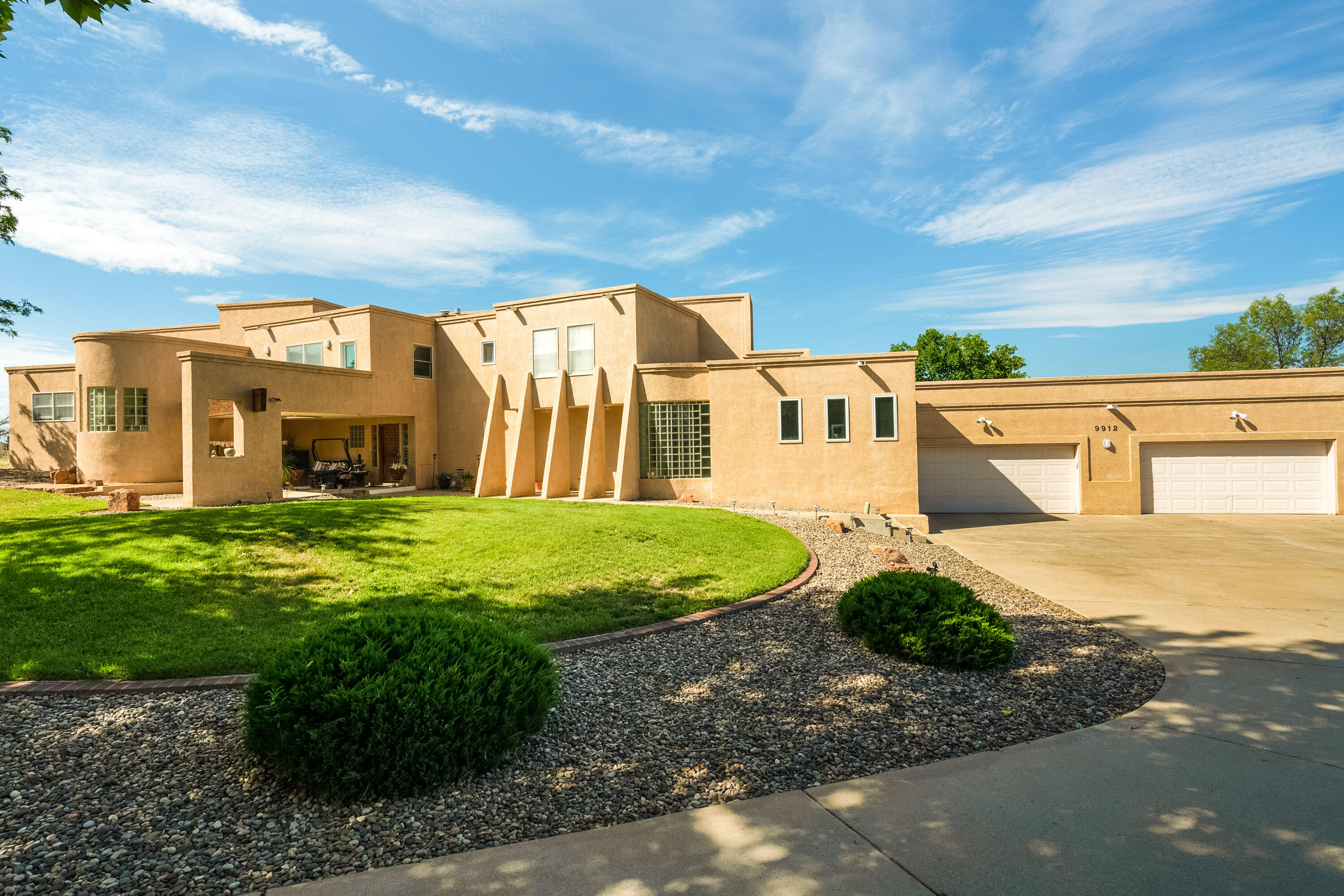 9912 San Bernardino Drive NE, Albuquerque, NM 87122