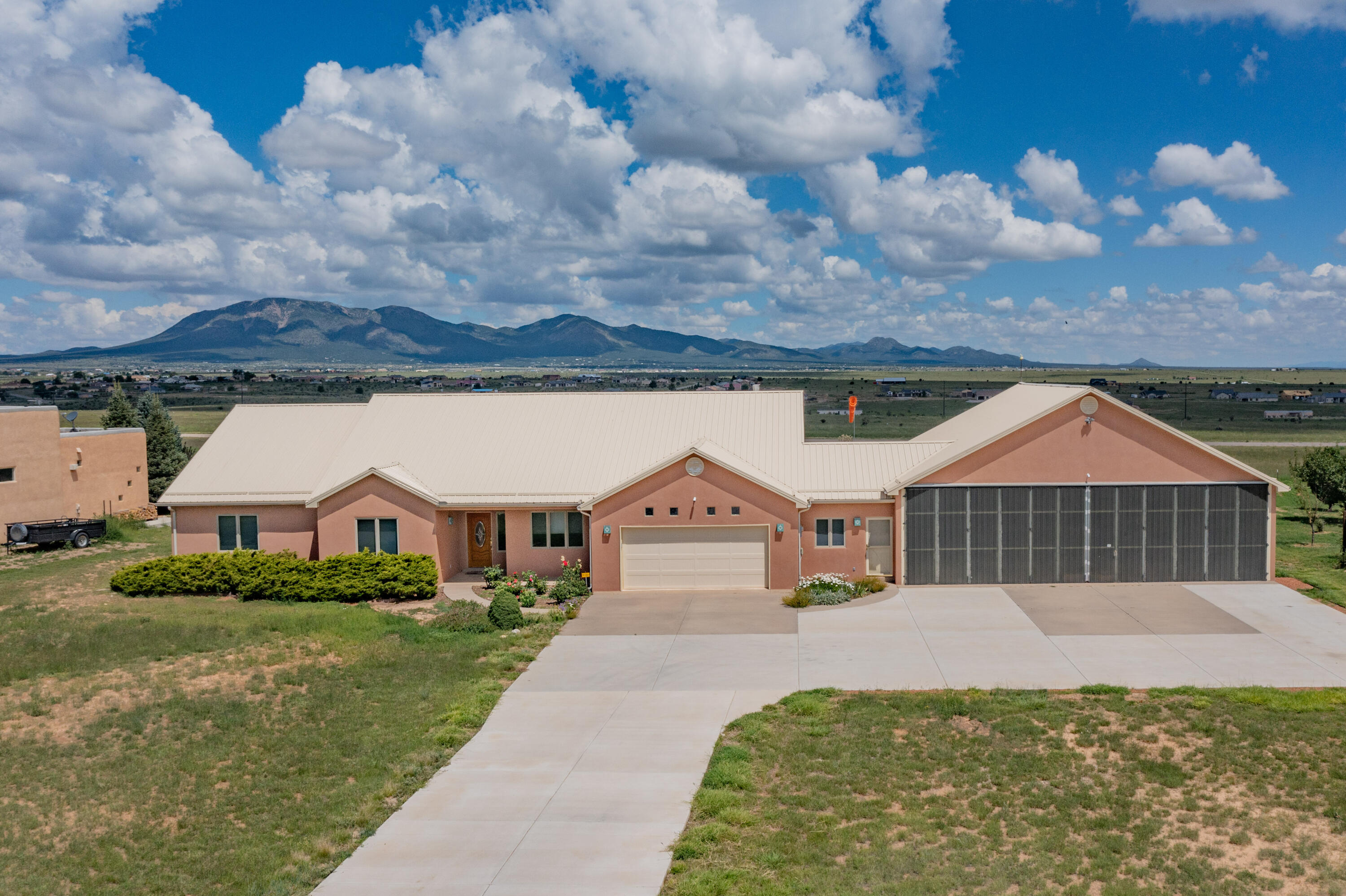 43 Blanco Drive, Edgewood, NM 87015