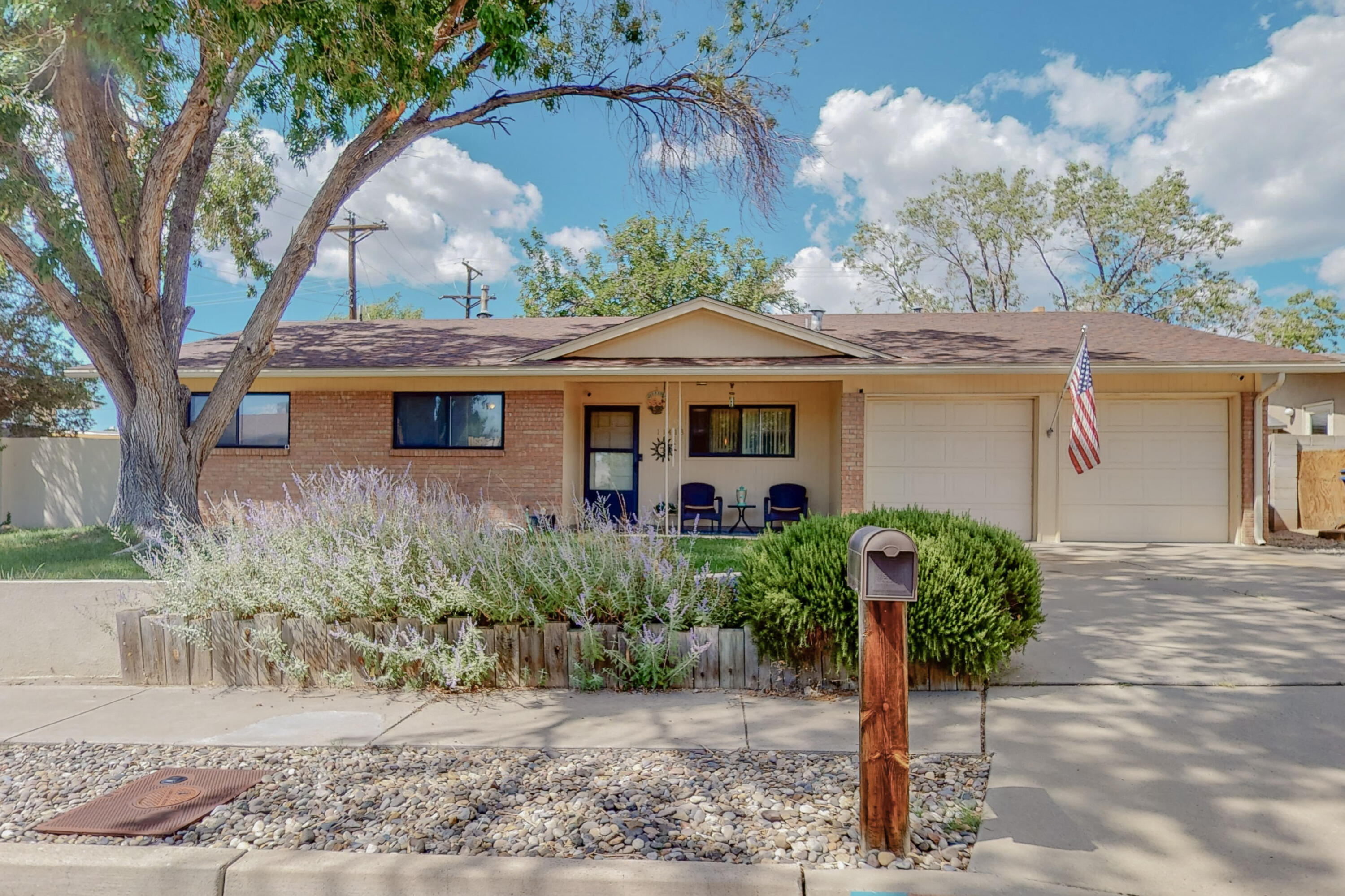 11413 Appian Way NE, Albuquerque, NM 87111