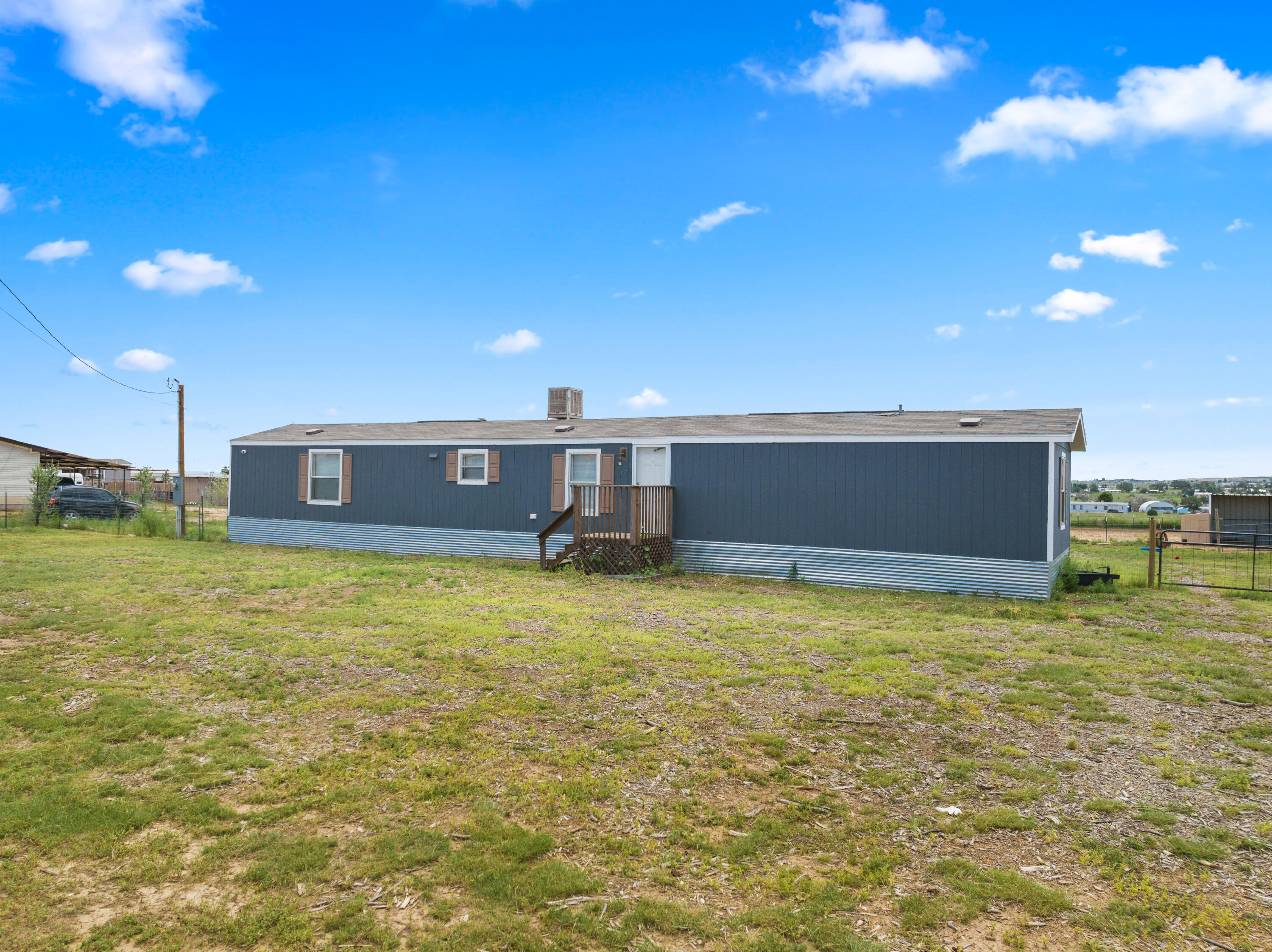 18 Homestead Road, Edgewood, NM 87015