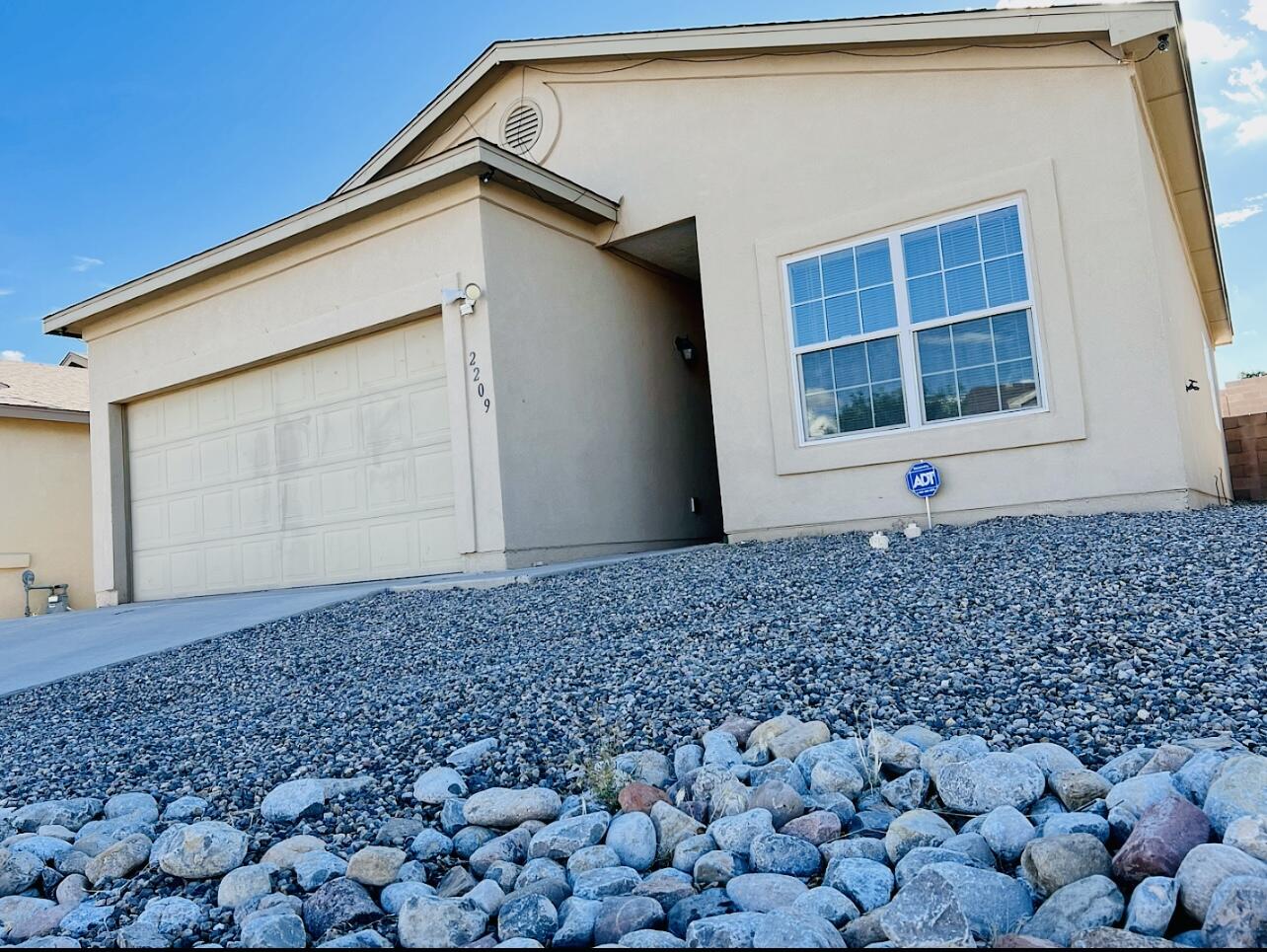 2209 Odessa Court SW, Albuquerque, NM 87121