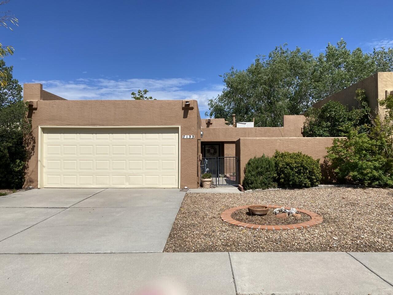 7133 Emily Street NE, Albuquerque, NM 87109