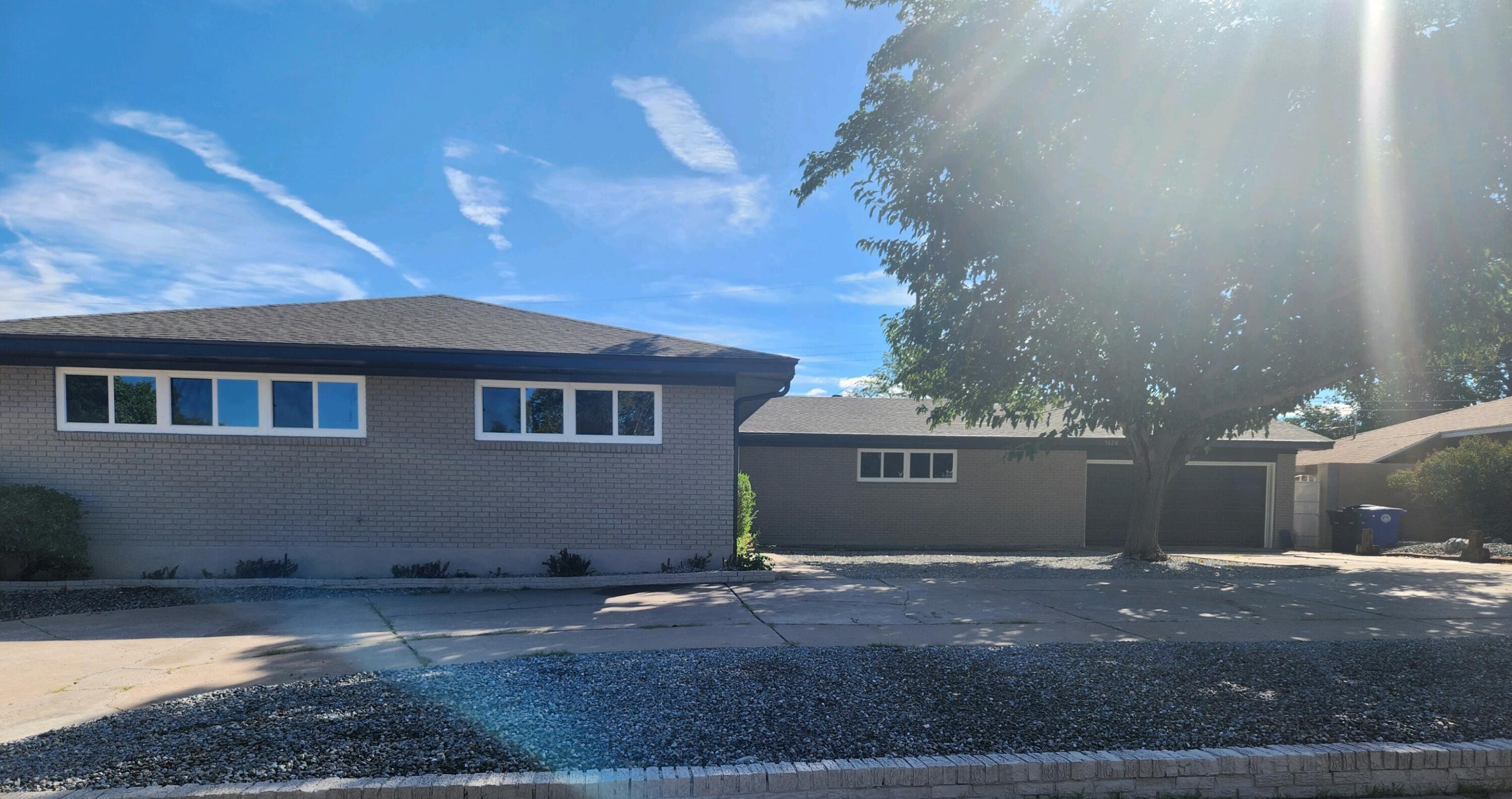 3620 Florida Street NE, Albuquerque, NM 87110