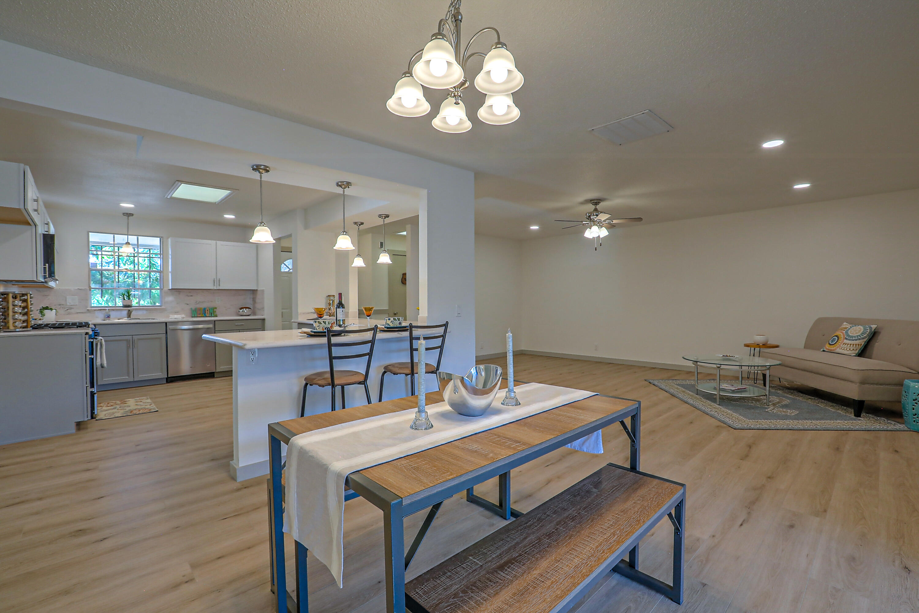 6912 Bellrose Avenue NE, Albuquerque, NM 87110