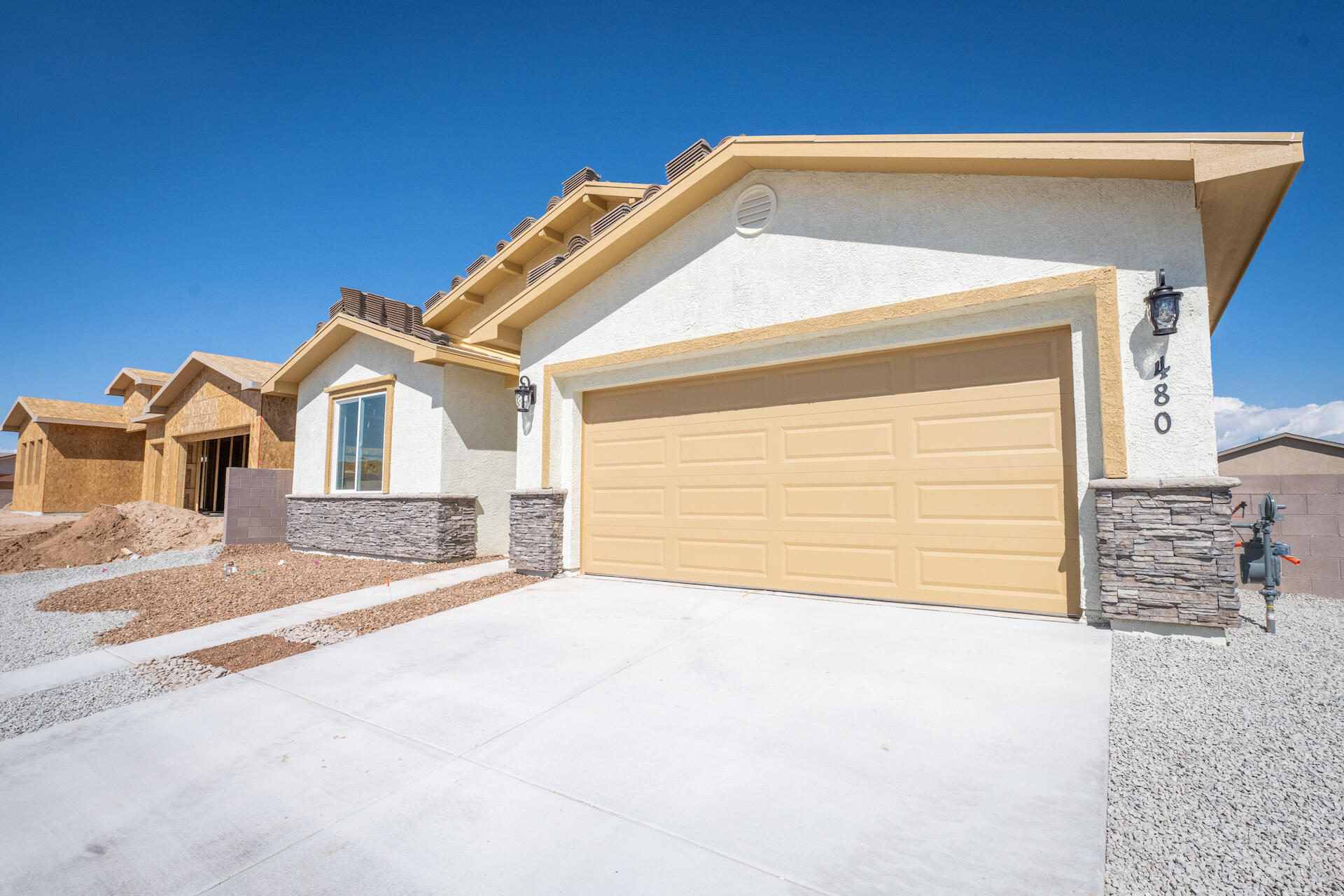 480 Pecos River SW, Los Lunas, NM 87031