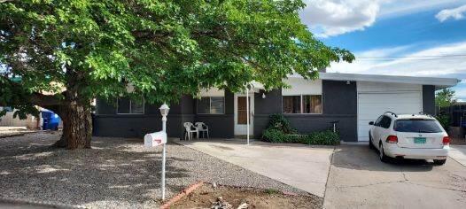 12708 Cloudview Avenue NE, Albuquerque, NM 87123