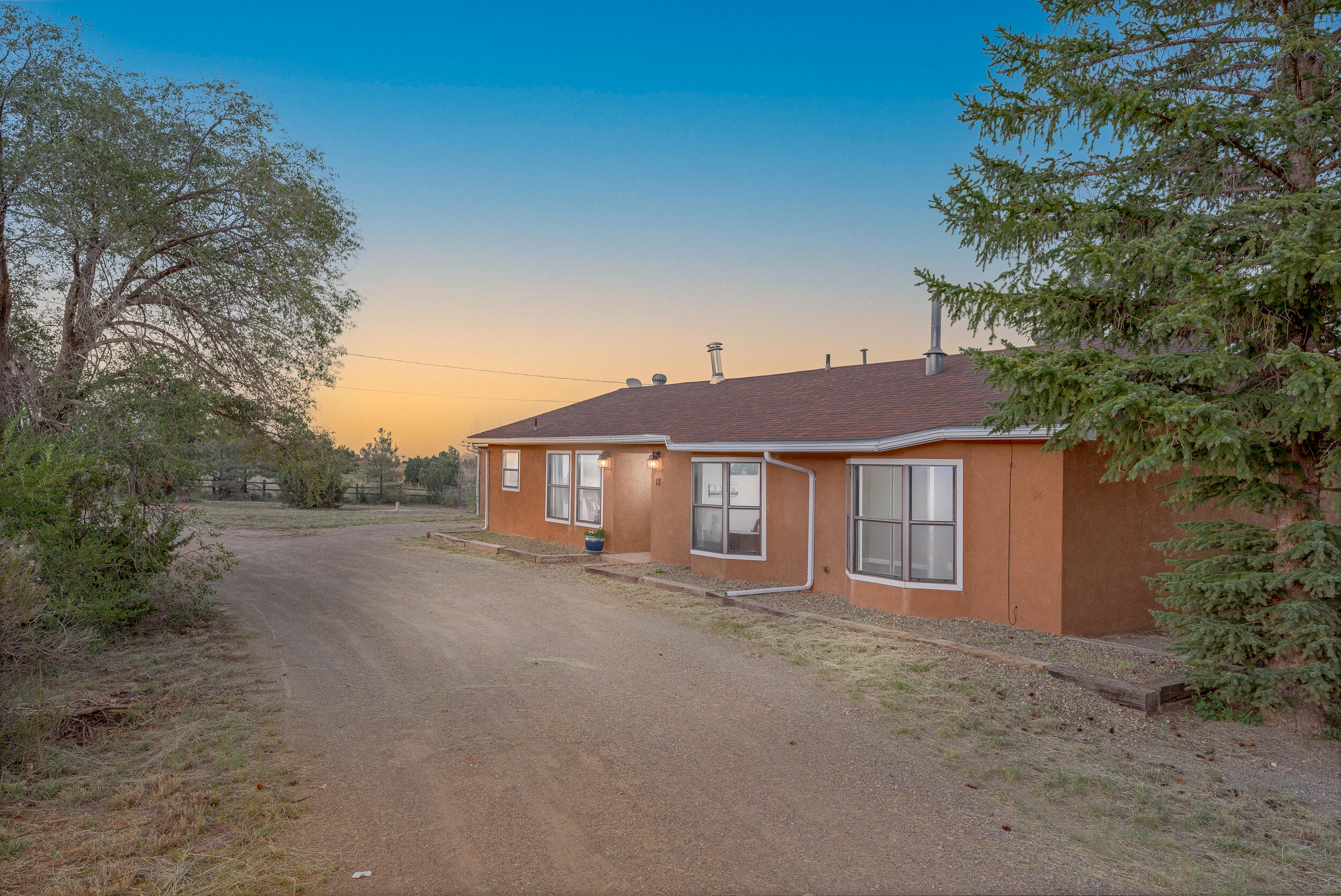 18 Stagecoach Junction Road, Sandia Park, NM 87047