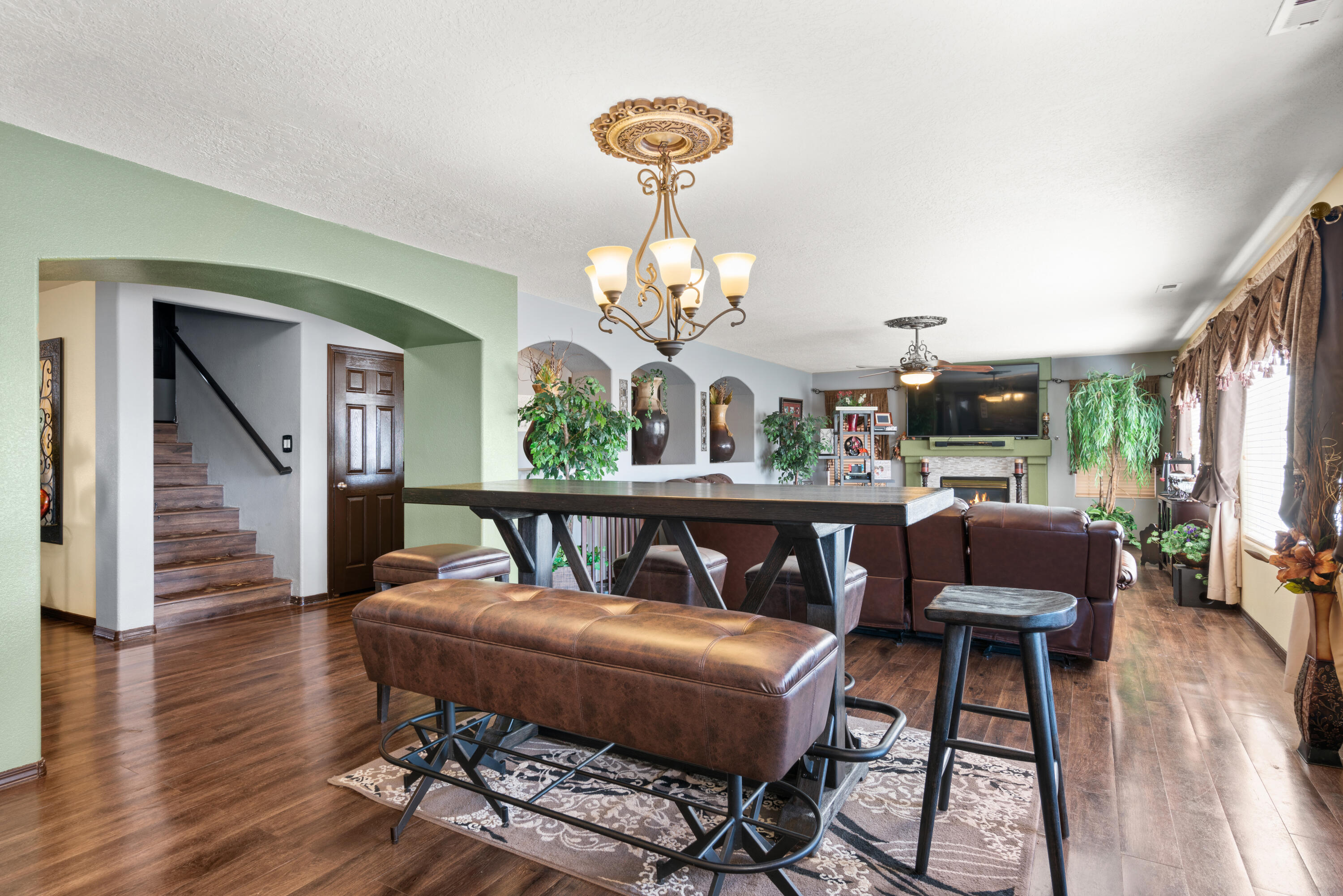6532 Avenida Seville NW, Albuquerque, NM 87114