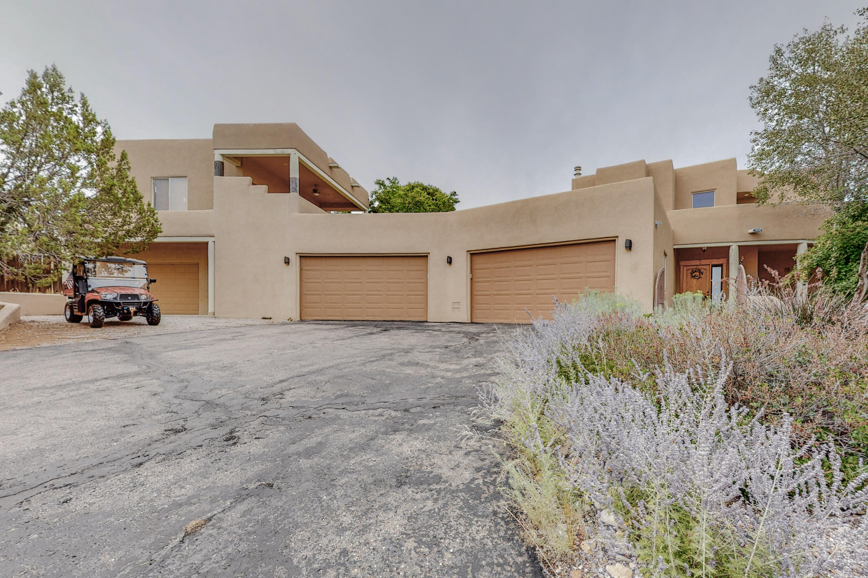 48 Sandia Mountain Ranch Drive, Tijeras, NM 87059