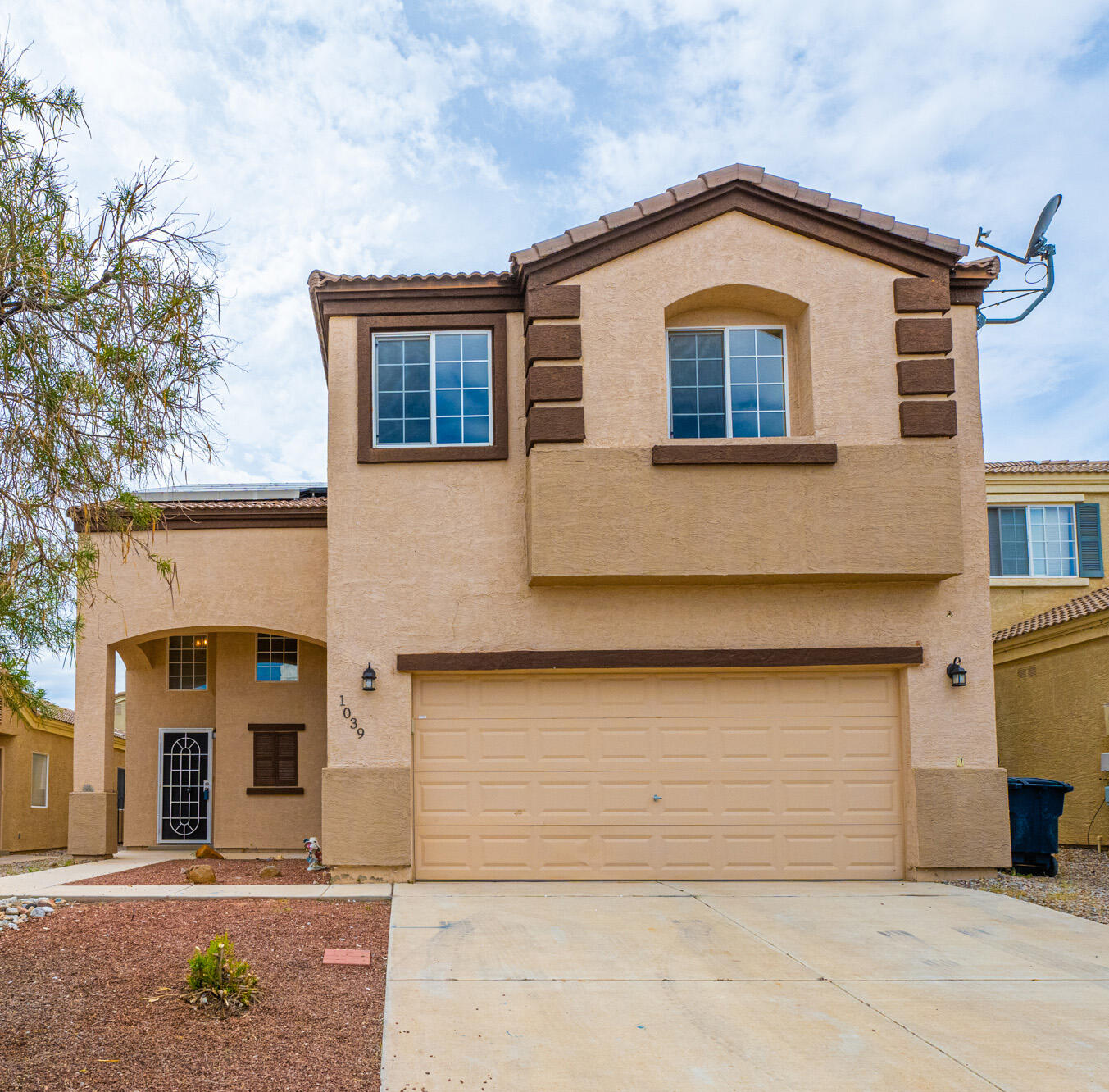 1039 Maroa Street NW, Albuquerque, NM 87120