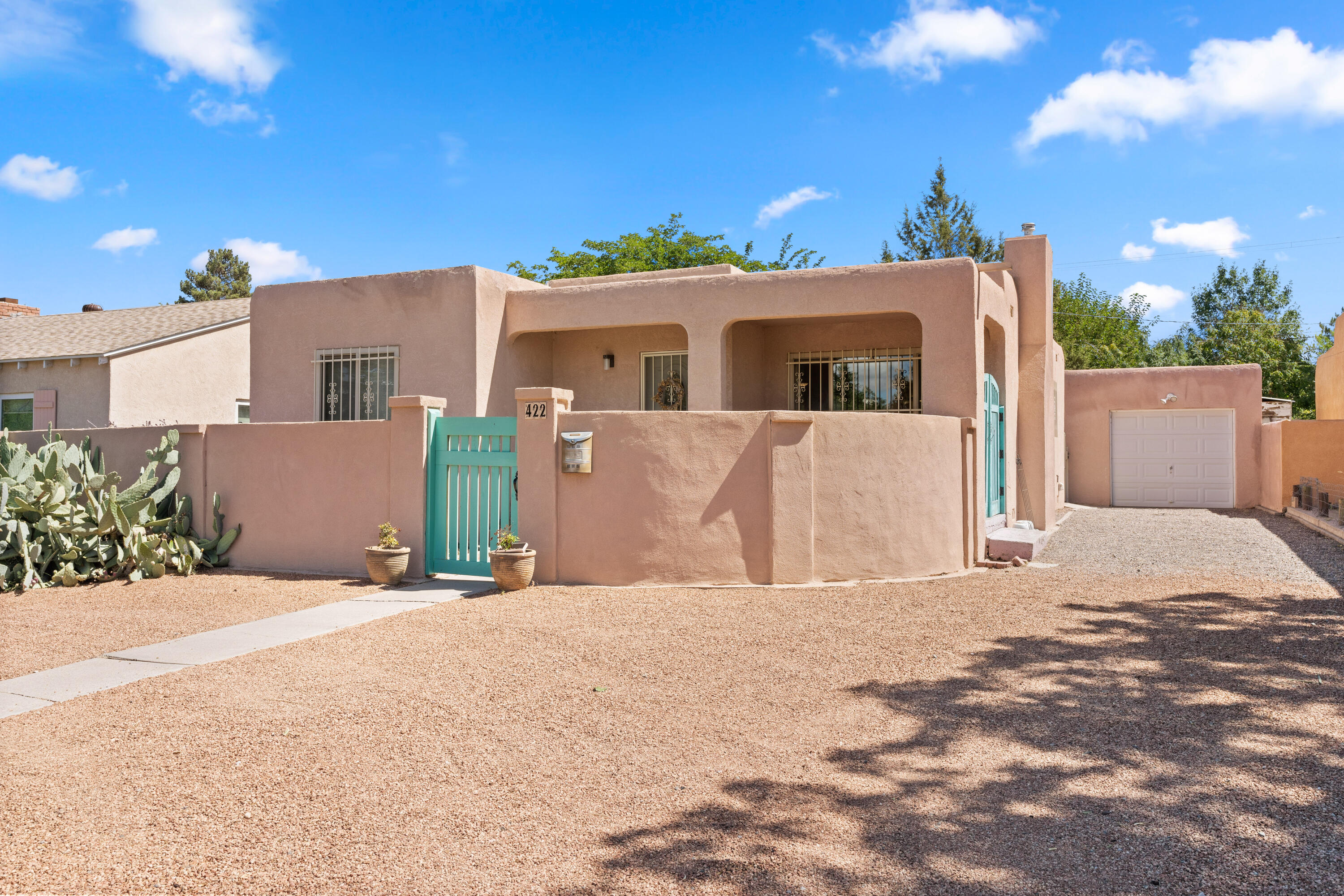 422 Carlisle Boulevard SE, Albuquerque, NM 87106