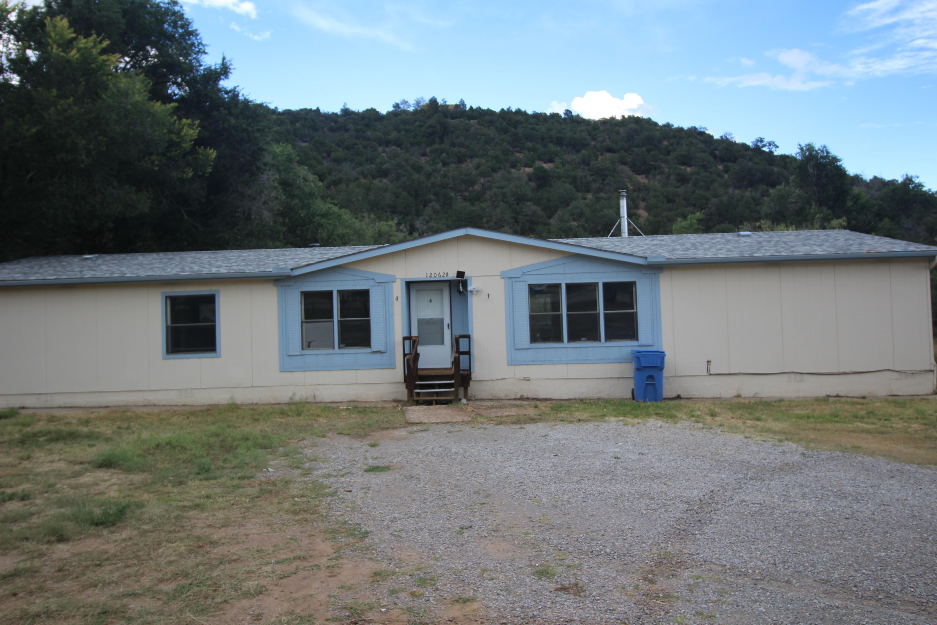 12062 B State Hwy 14, Cedar Crest, NM 87008