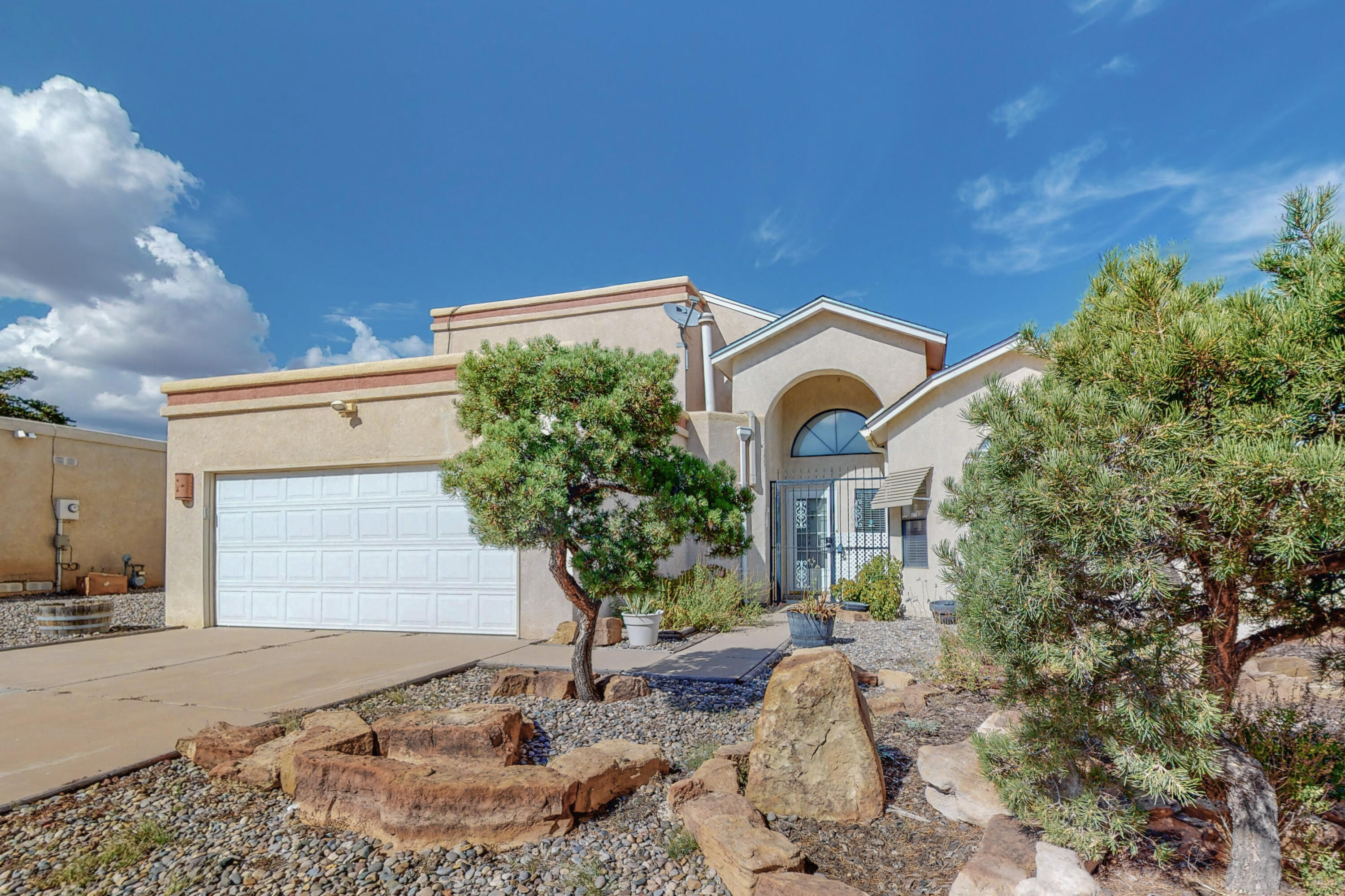 4415 Rabbit Brush Avenue NW, Albuquerque, NM 87120