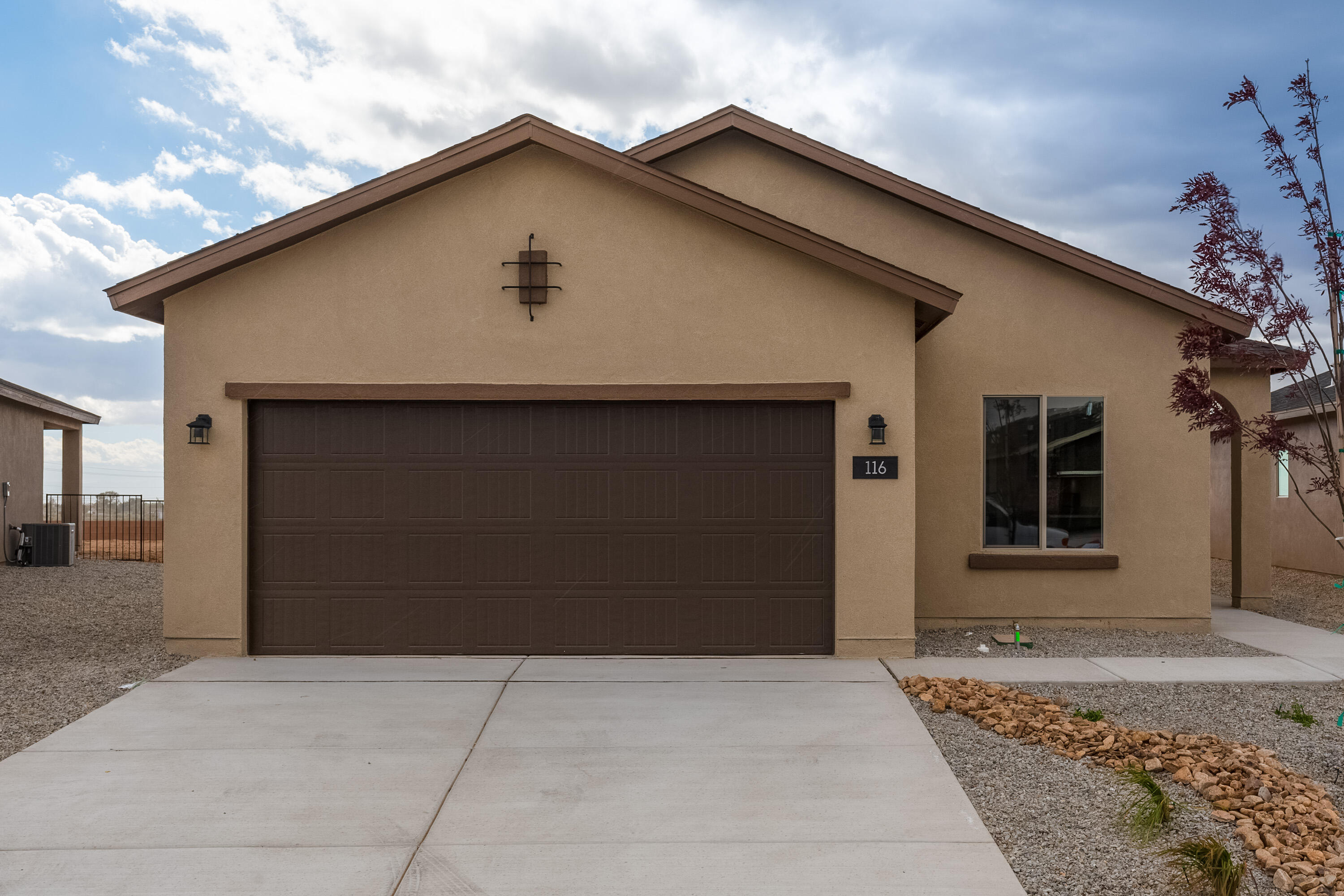 116 Prism Avenue SW, Rio Rancho, NM 87124