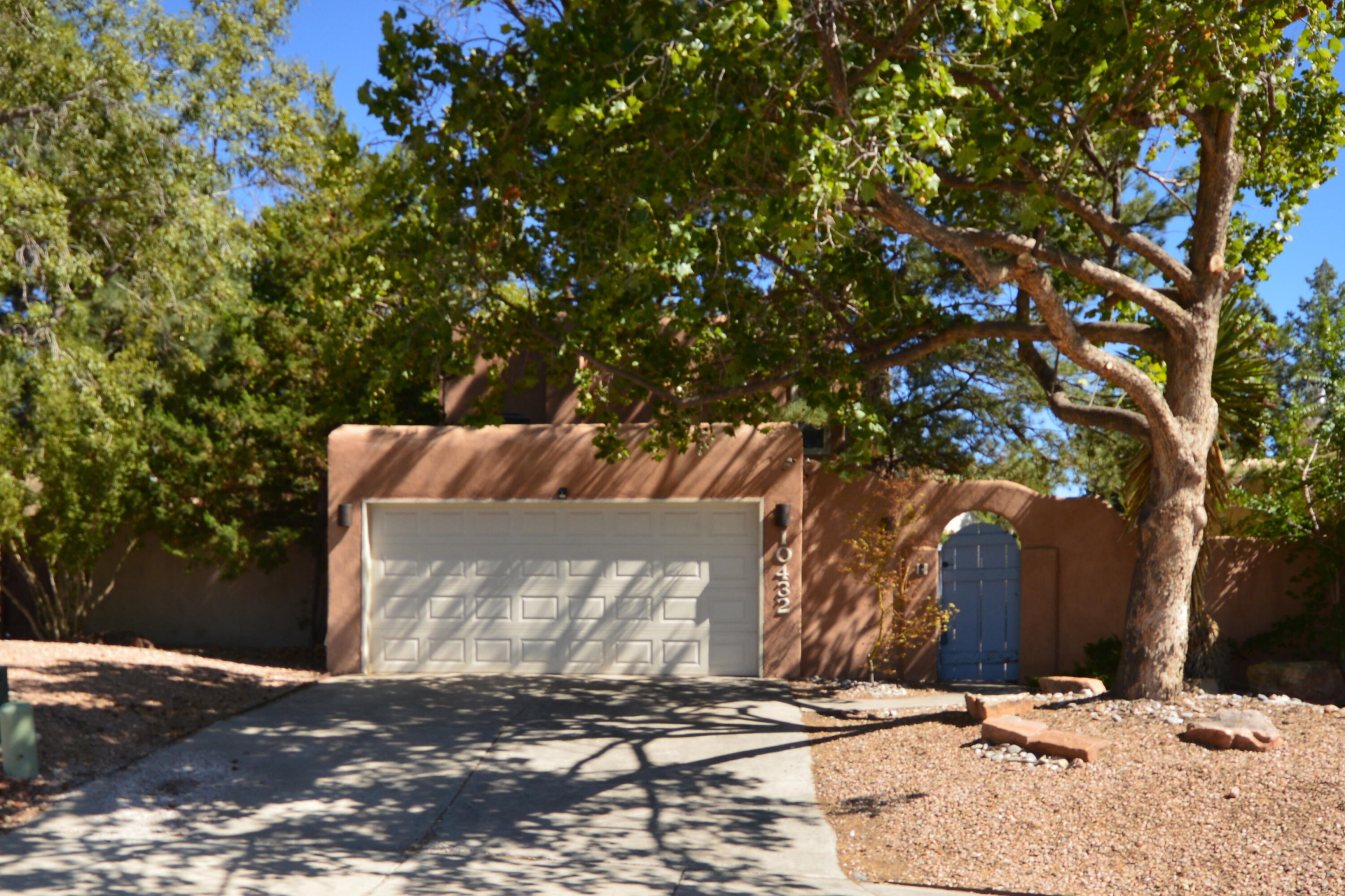 10432 Oso Grande Road NE, Albuquerque, NM 87111