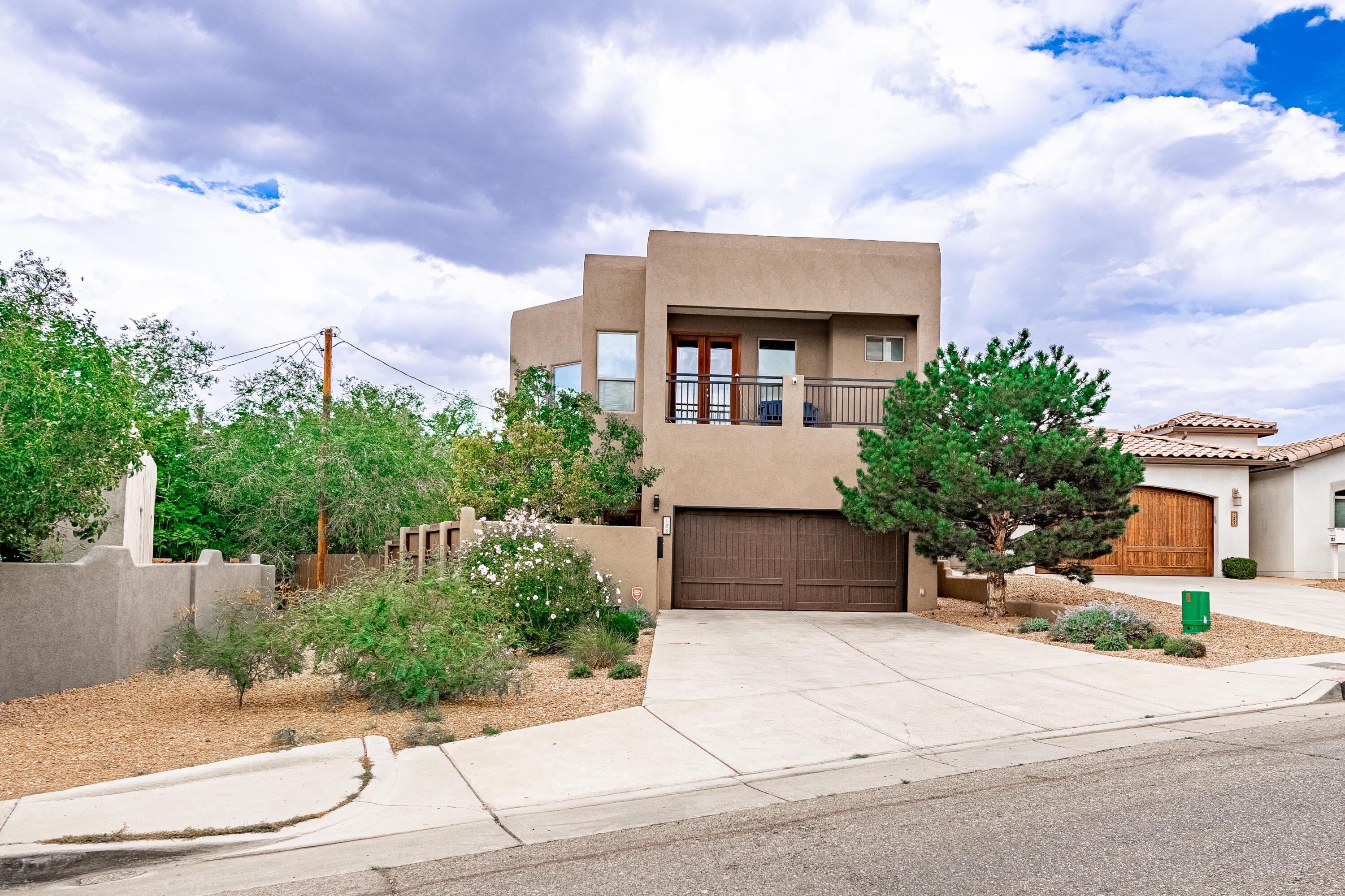 128 Wellesley Drive NE, Albuquerque, NM 87106