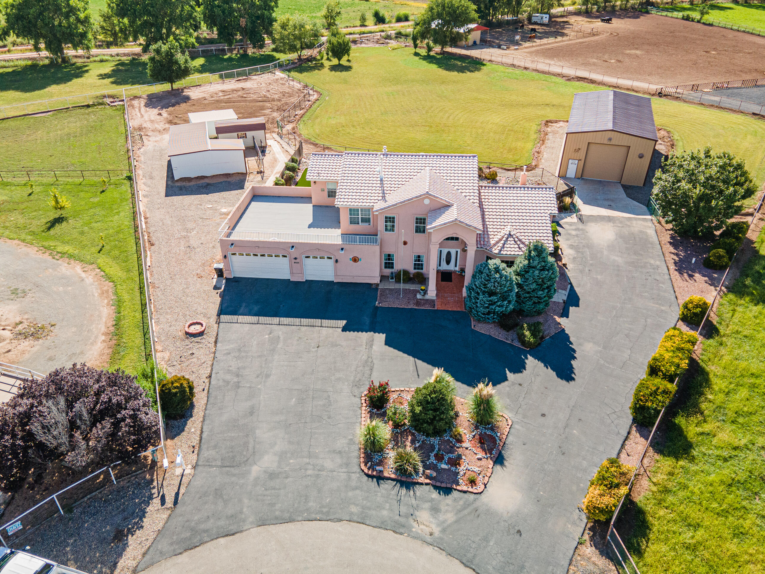 25 Valle Lindo Court, Peralta, NM 87042