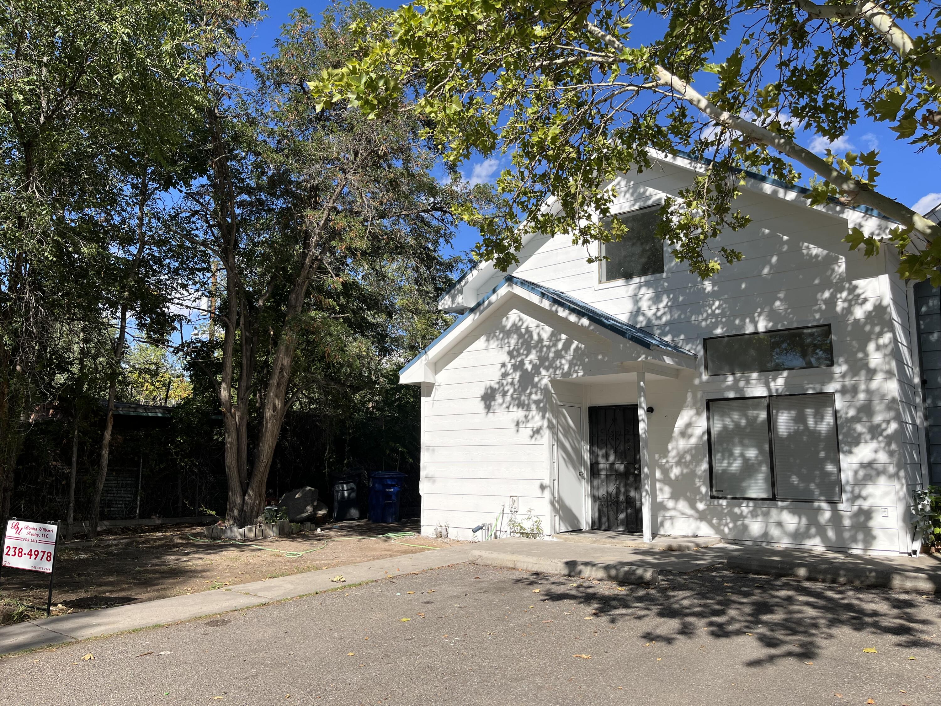 700 Barelas Court SW, Albuquerque, NM 87102