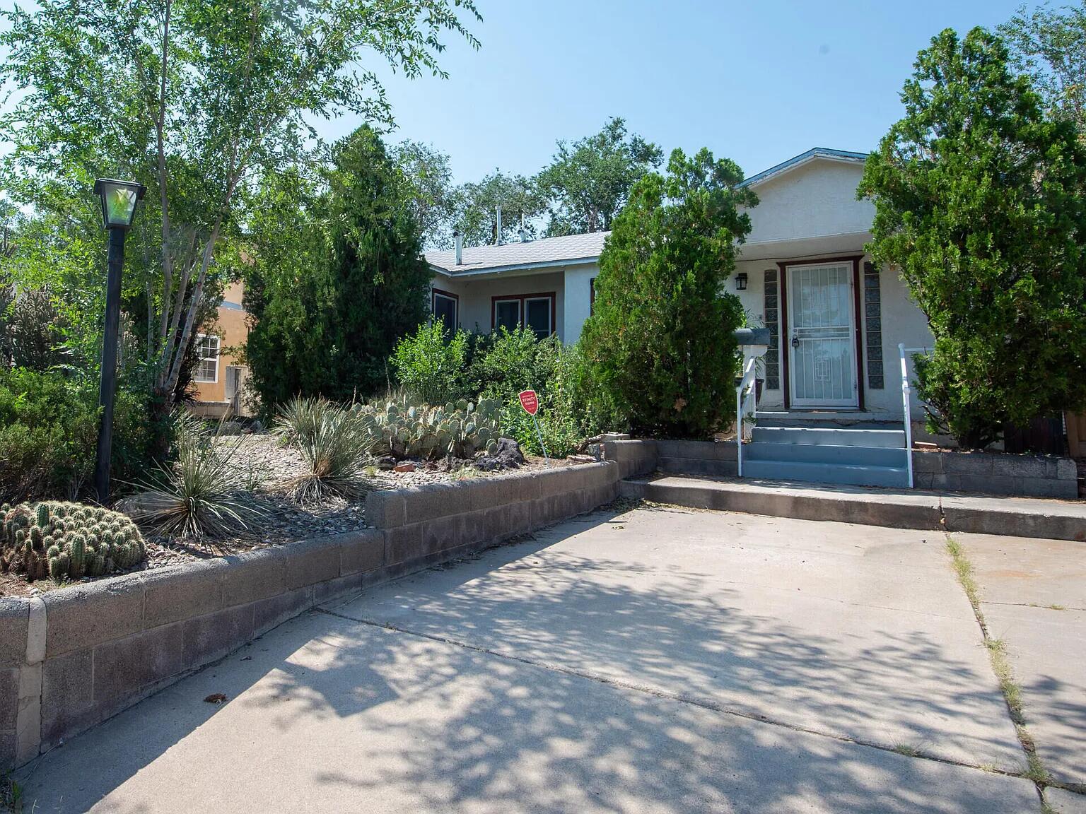 1709 Anderson Place SE, Albuquerque, NM 87108
