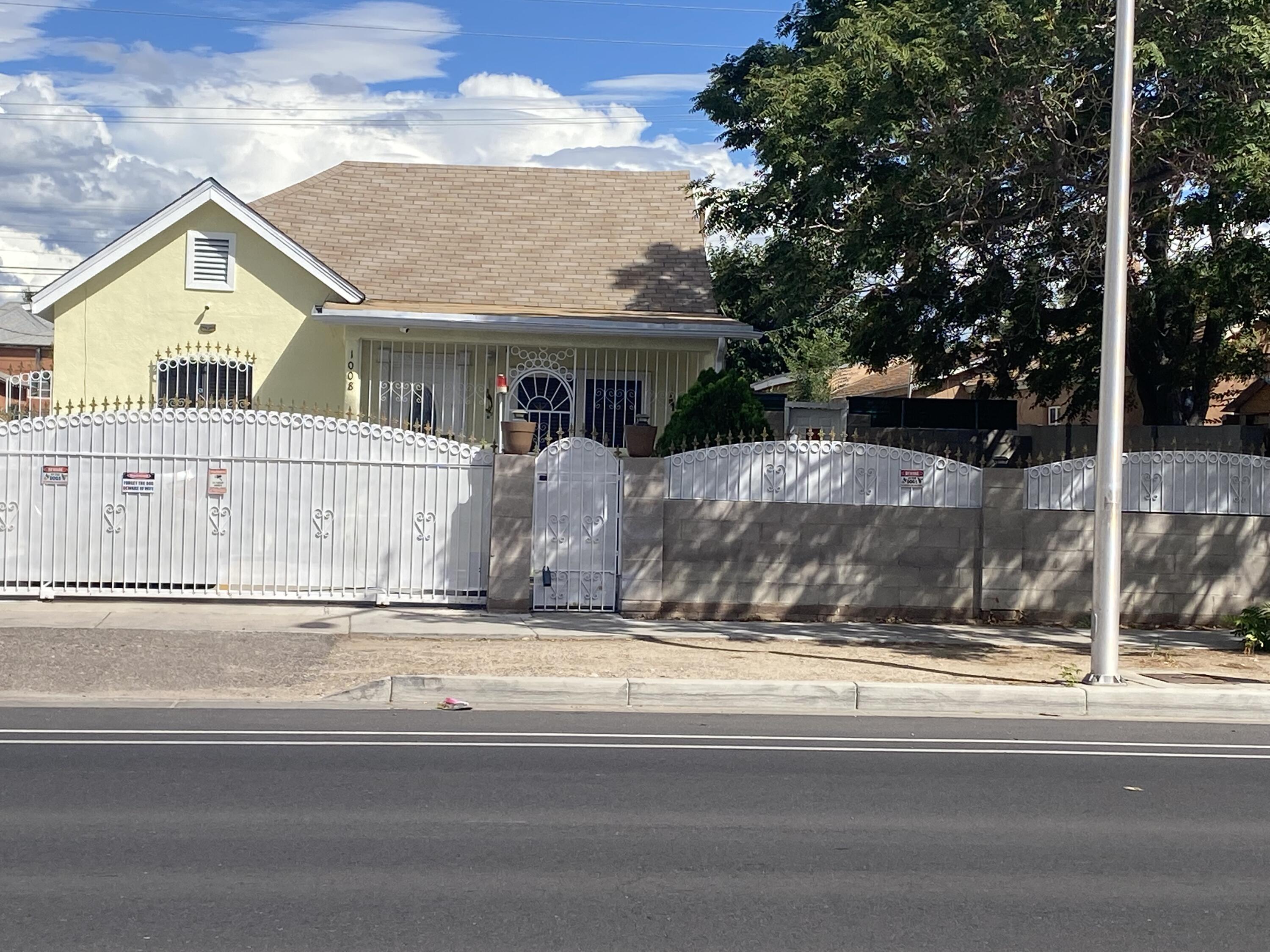 1008 Broadway Boulevard SE, Albuquerque, NM 87102
