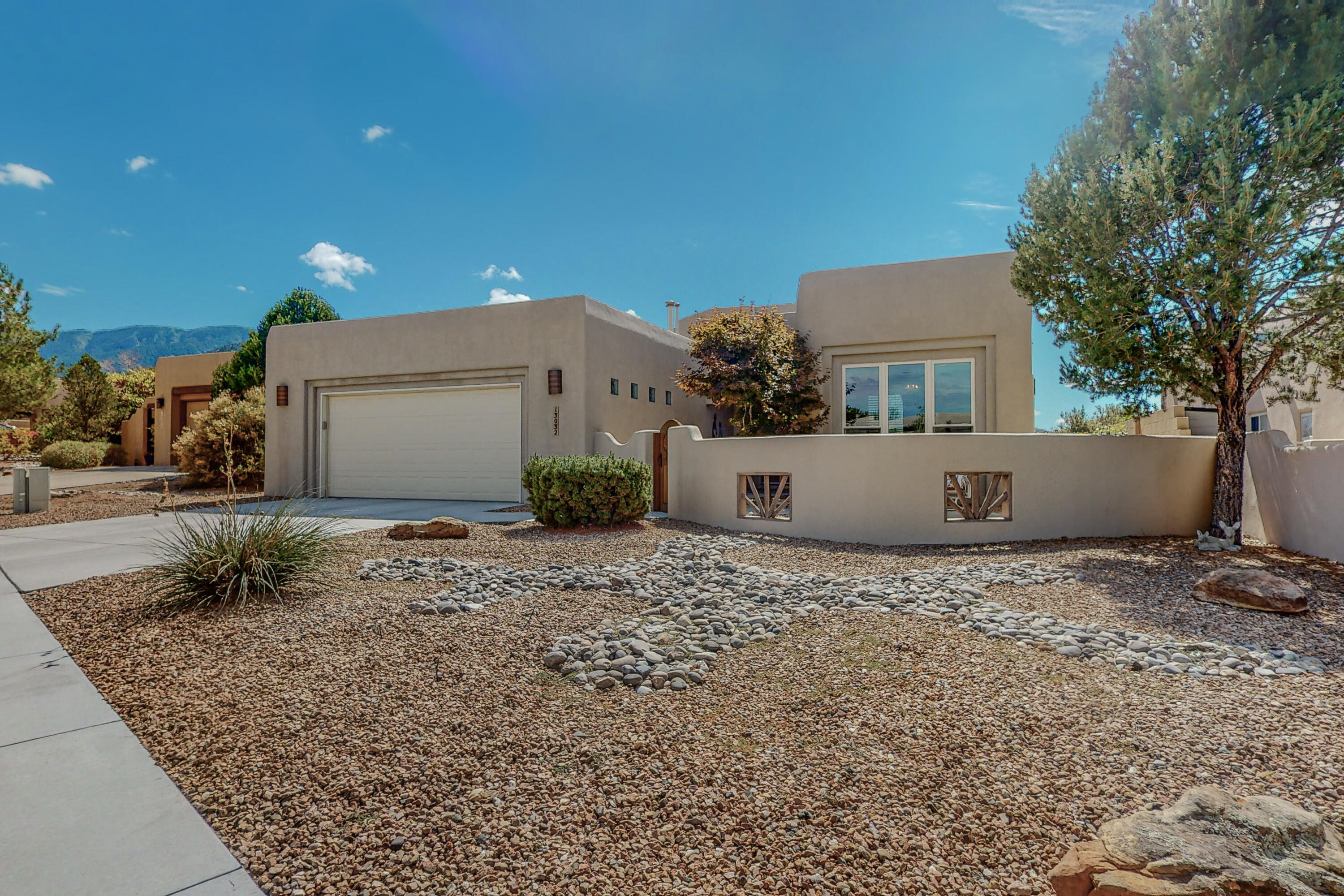 13032 Sandia Point Road NE, Albuquerque, NM 87111