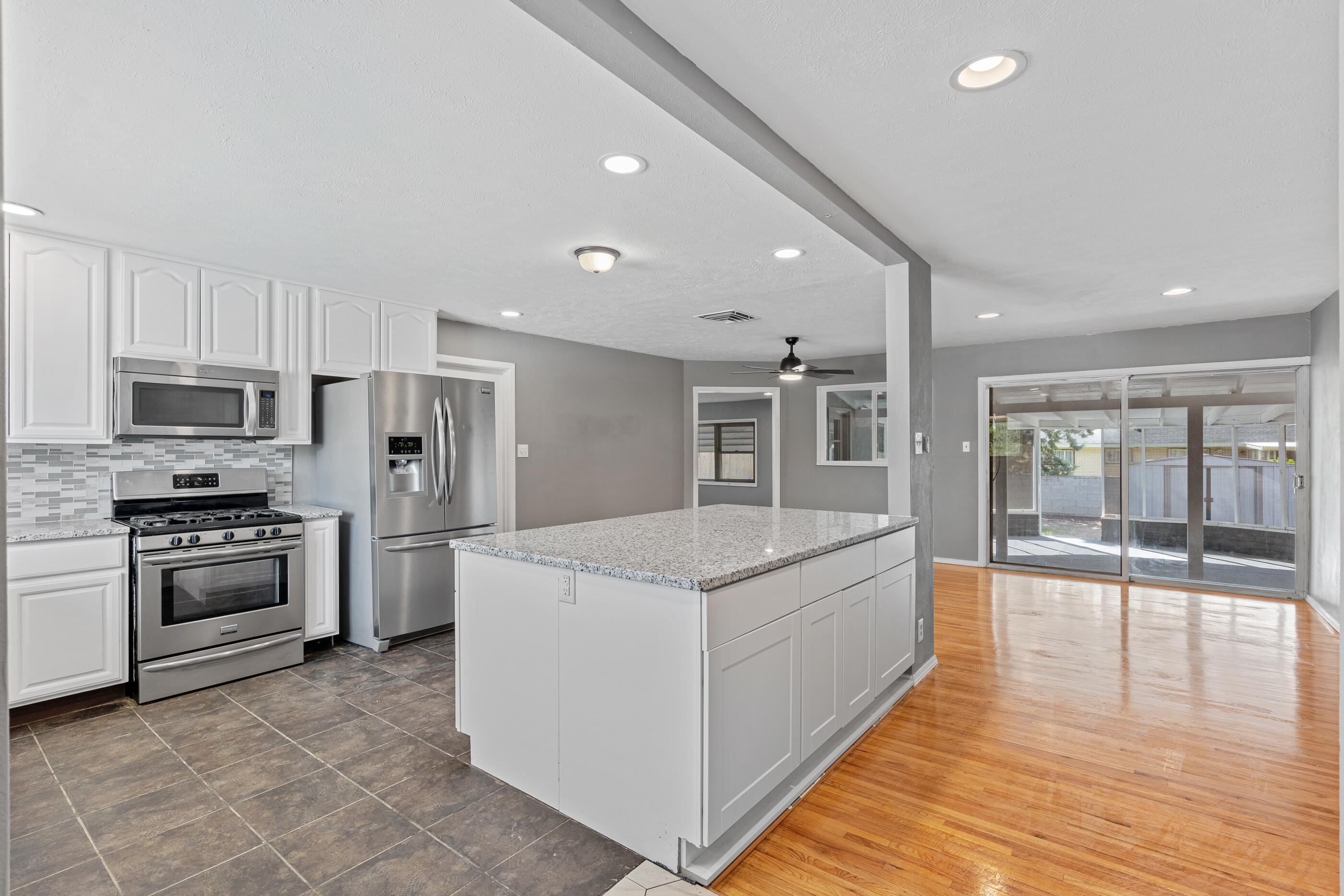 3701 Valencia Place NE, Albuquerque, NM 87110