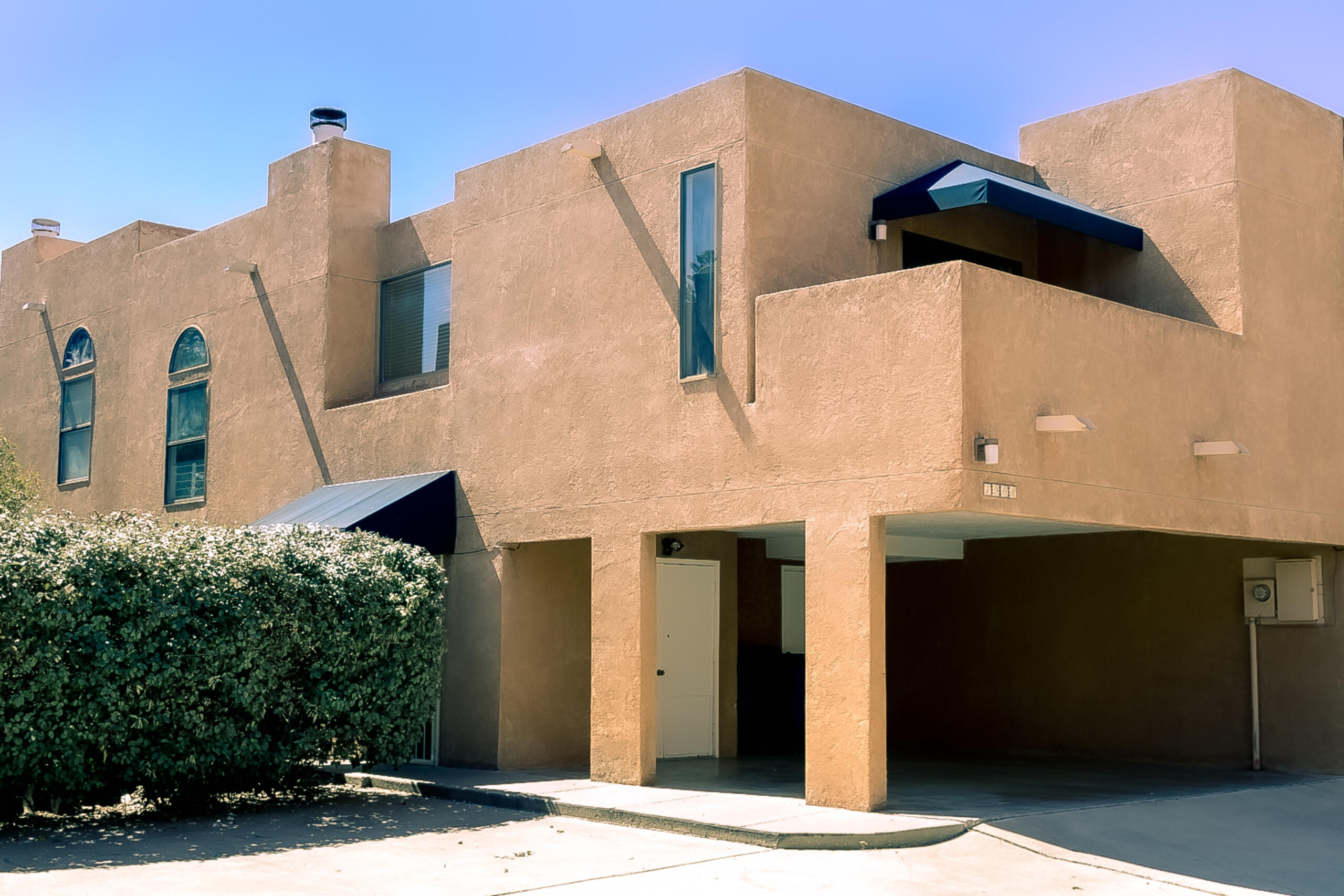 1908 Dartmouth Drive NE, Albuquerque, NM 87106